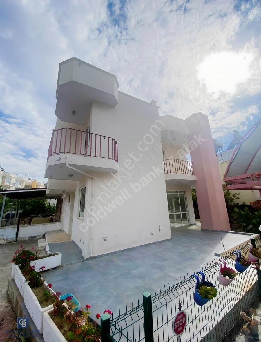 Seferihisar Doğanbey Banksis Sitesinde Satılık 4+2 Villa - Görsel 28