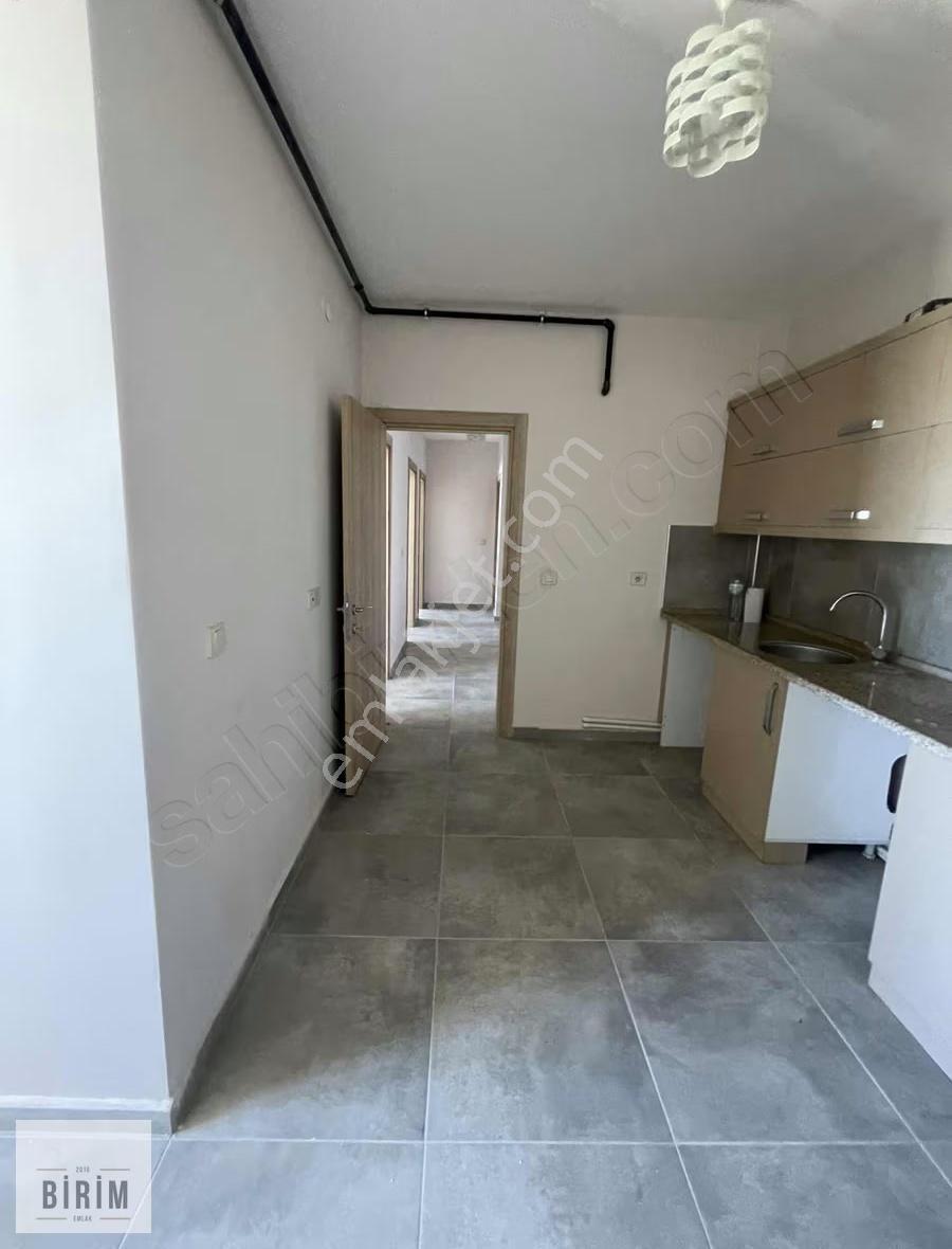 Birim Emlaktan Kiralık 2+1 Yeni Mahallede 6 Yıllık Daire - Görsel 24