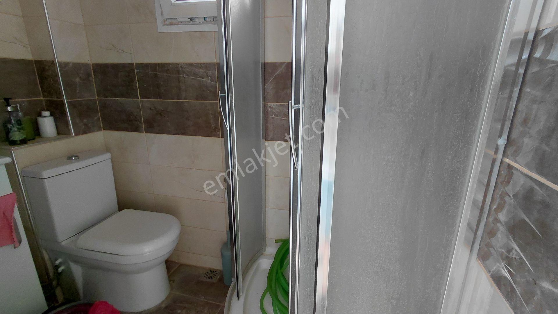 Didim Akbük'te Denize Sıfır Site İçerisinde Eşyalı 3+1 Villa - Görsel 18