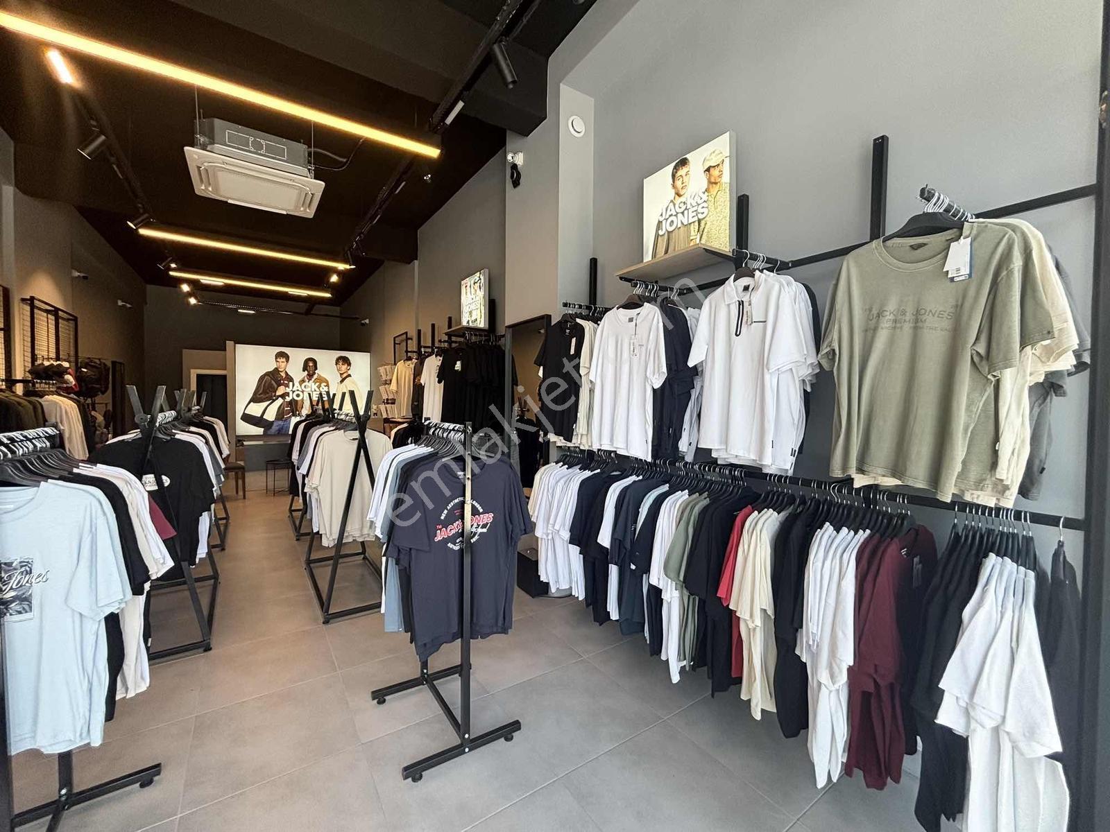 Rw Land Den Atabulvarında Tabela Değeri Yüksek Kiralık Dükkan - Görsel 9