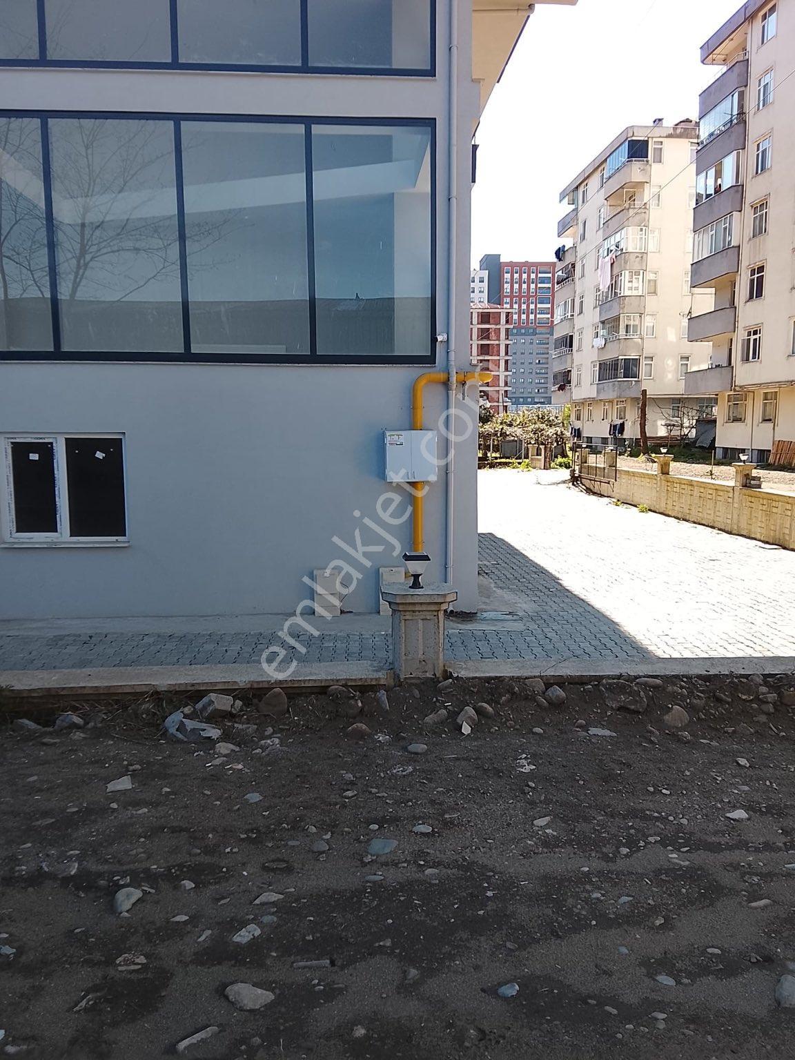 Yüksek Kira Getirili Cadde Üzeri Üç Katlı Dükkan - Görsel 17