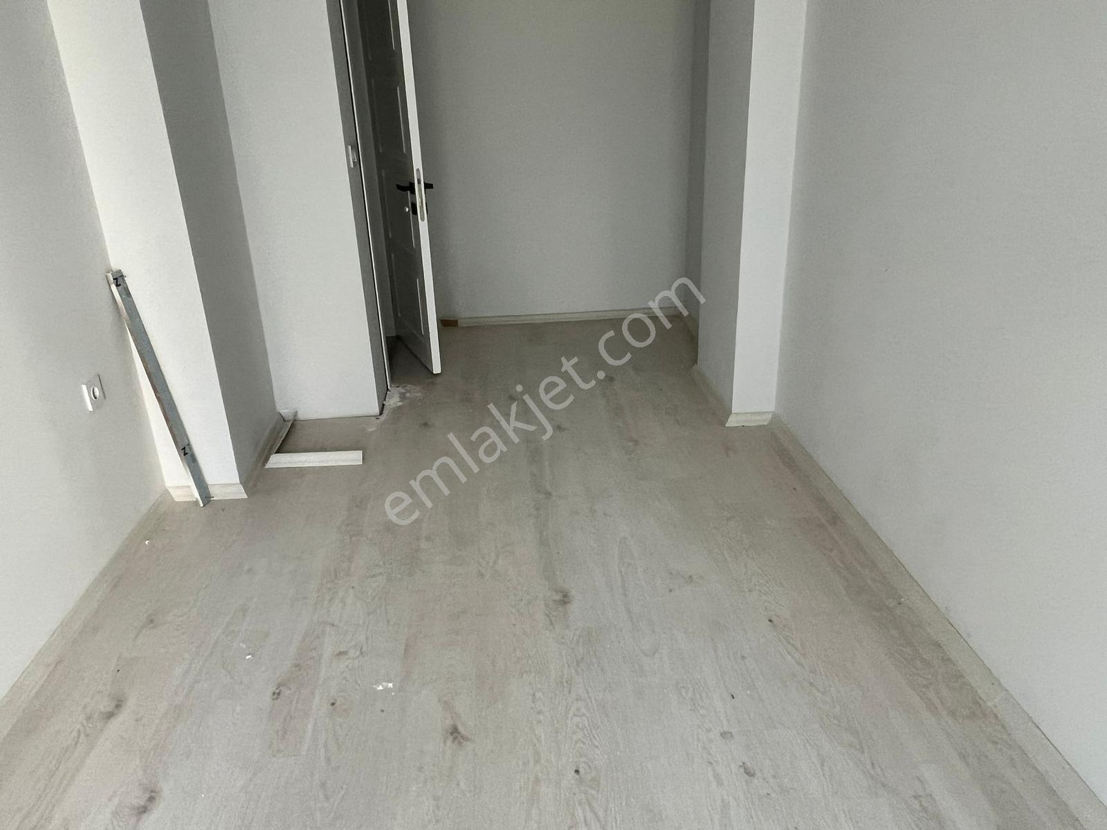 Açıklama Oku Kiralık 1+1 Daire Şimdi Anlaş 2 Ay Boşa Kira Verme - Görsel 5