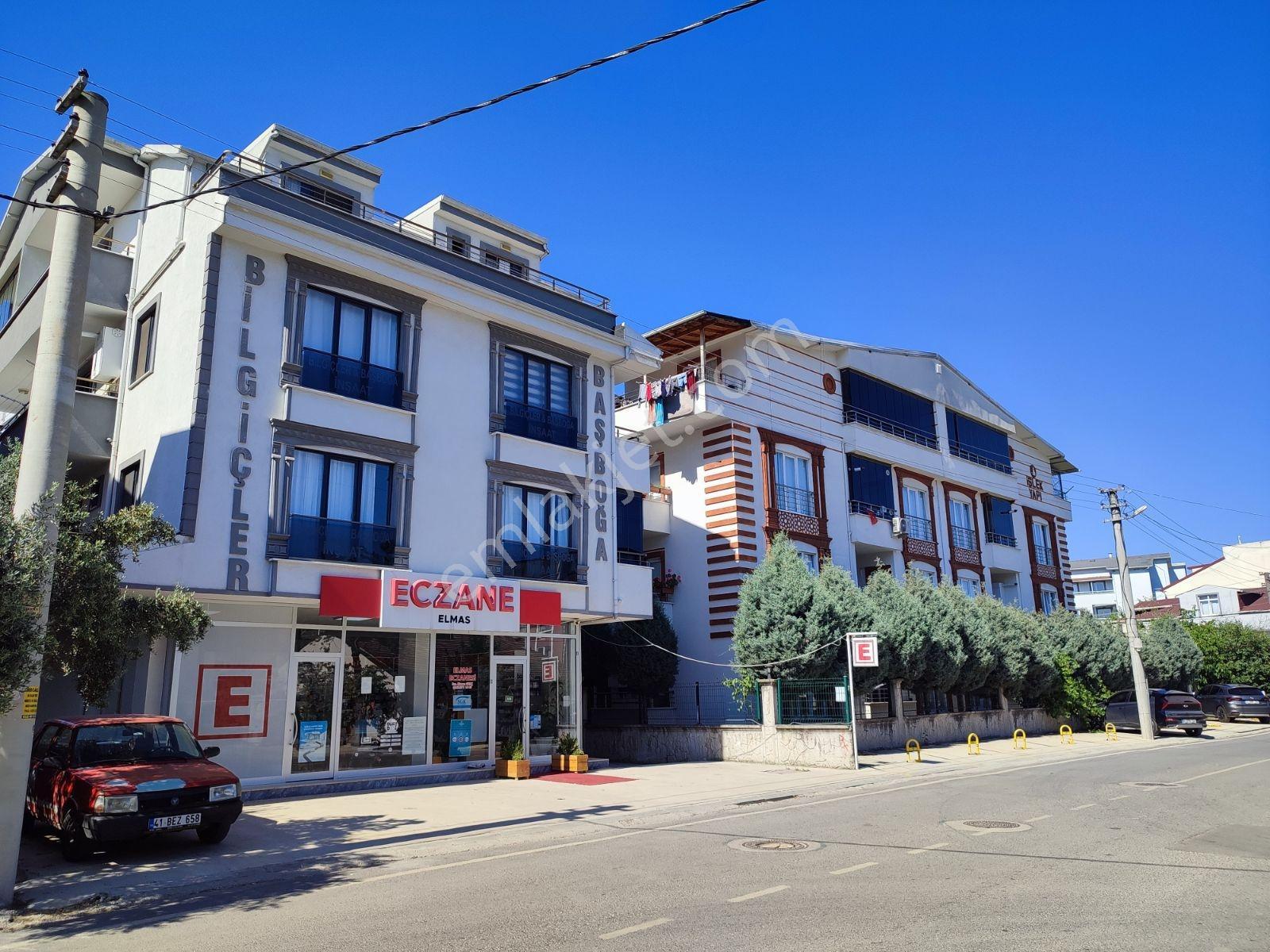 Tarcanlar'dan Kartepe Ertuğrul Gazi Mahallesi'nde 2+1 Kiralık. - Görsel 4