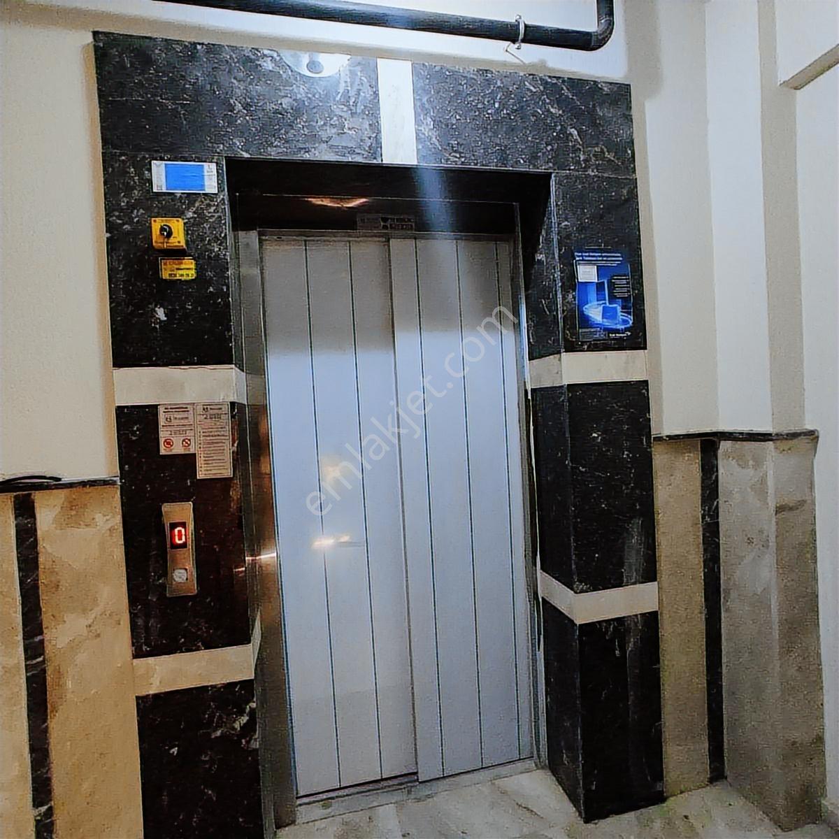 Bayraklı Şehir Hastanesi Yakınında Satılık Dubleks Daire - Görsel 3