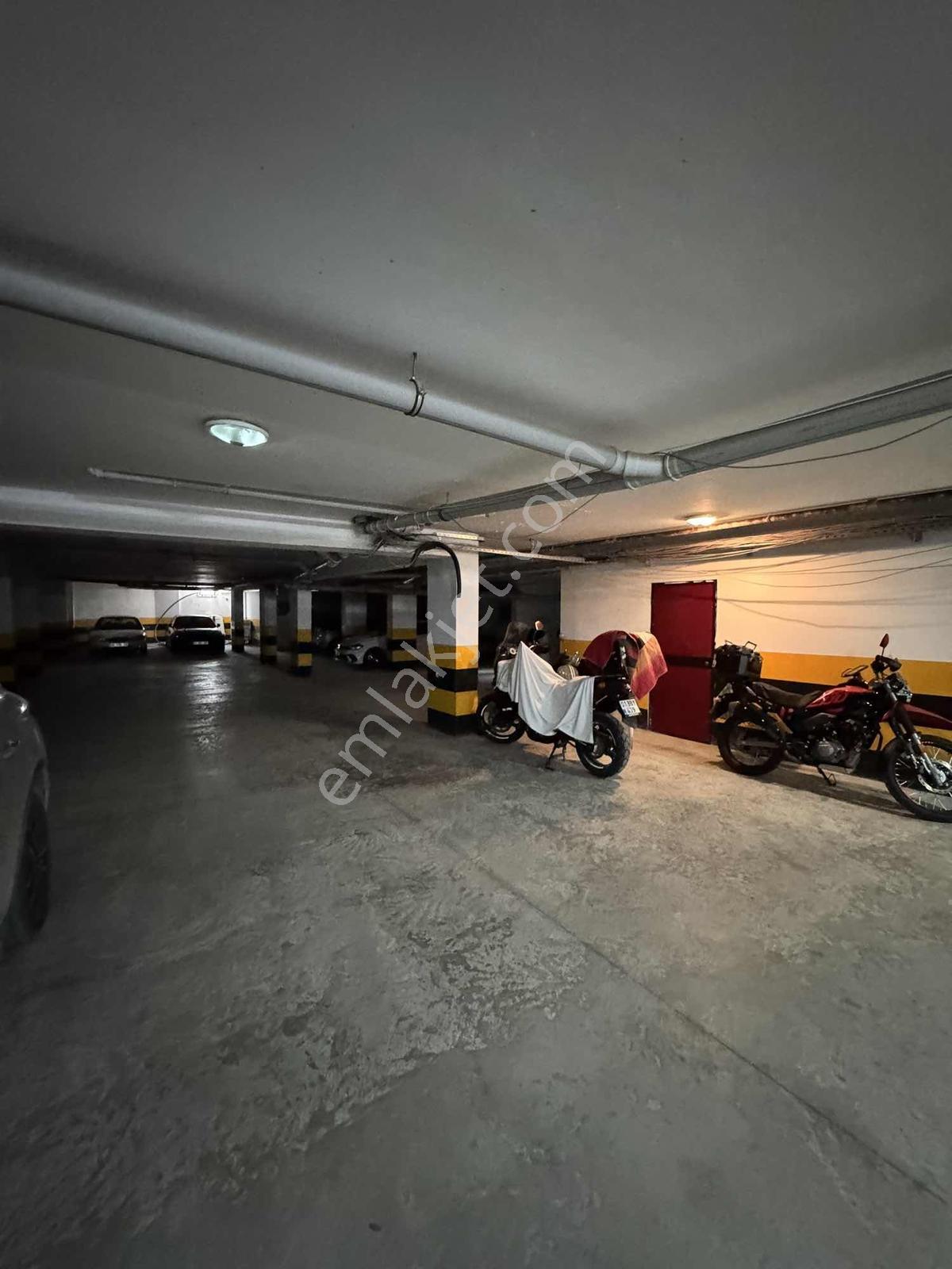 Total'den Genç Bina Yatay Mimari Kapalı Otoparklı İskanlı !!! - Görsel 17