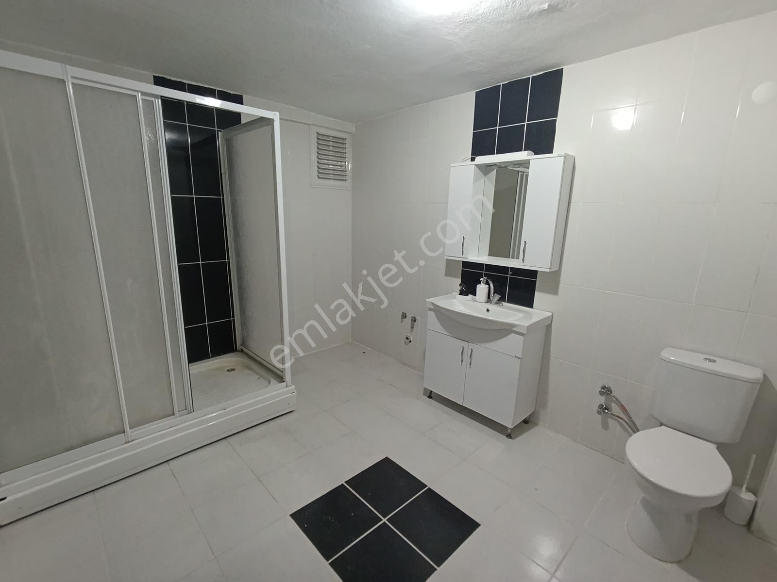 100.yılda Site İçersde 3+1 130m² Ebeveyn Banyolu Çift Balkonlu - Görsel 12