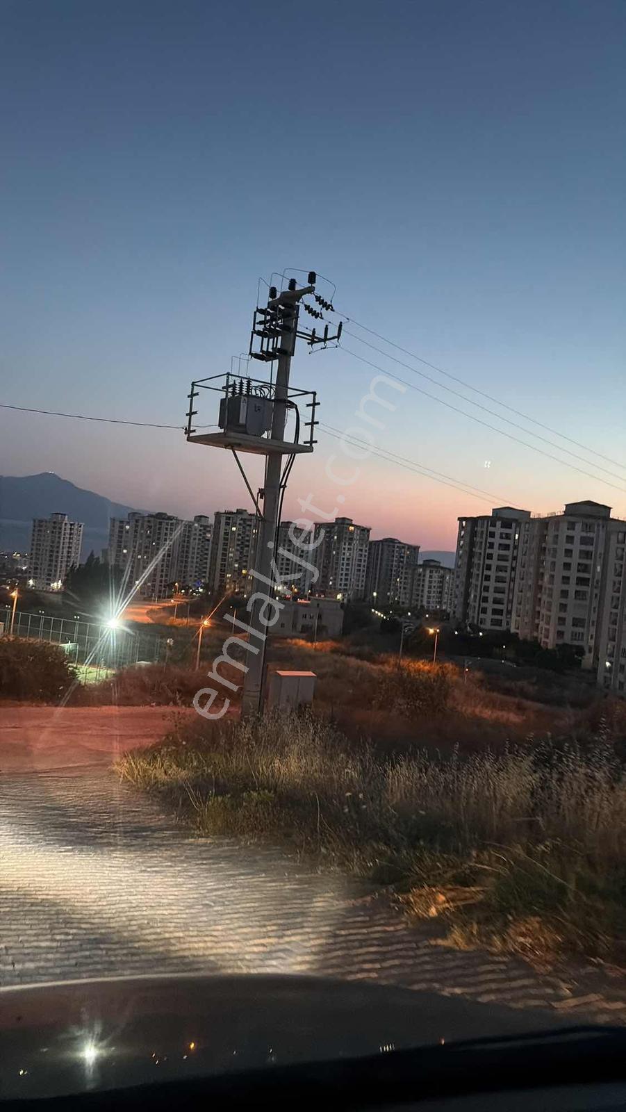 Kuşadası Uydukent Sitesin De 2 Kat. Lüx Yapılı Daire - Görsel 2