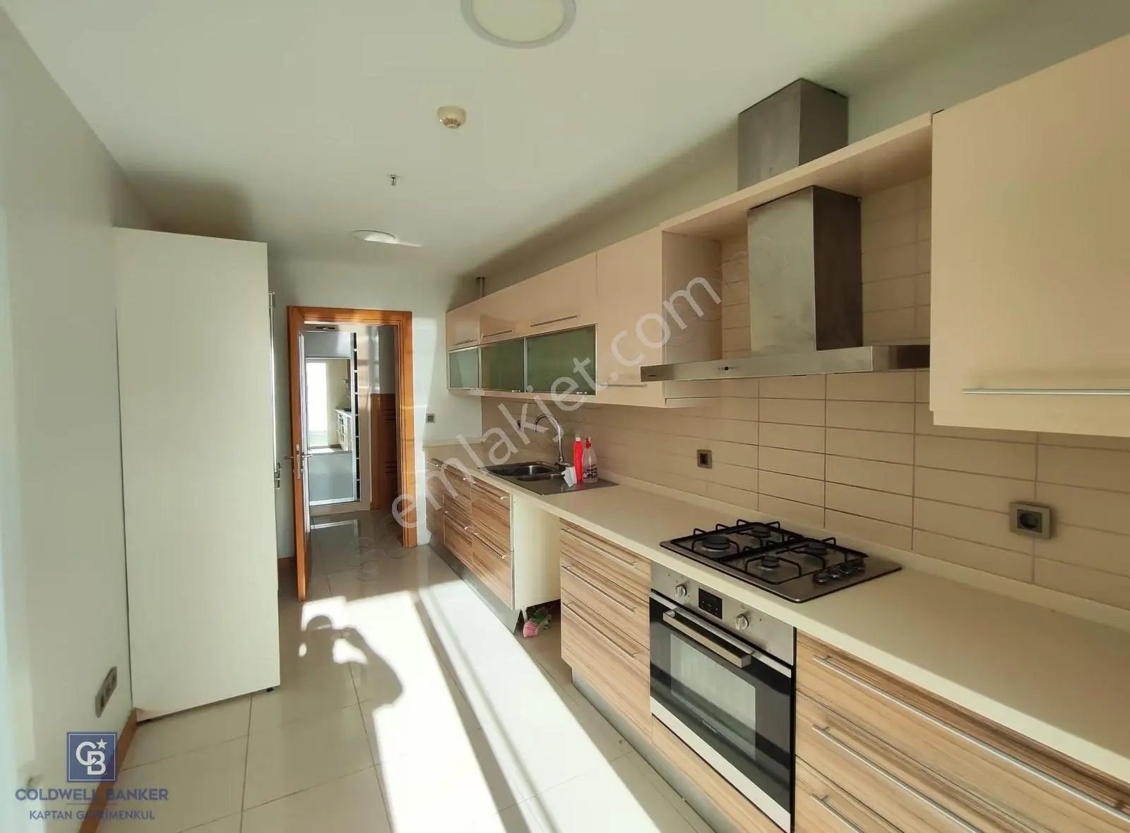 Maltepe Kiptaş Seyrantepe Sitesinde Kiralık 3+1 Daire - Görsel 3