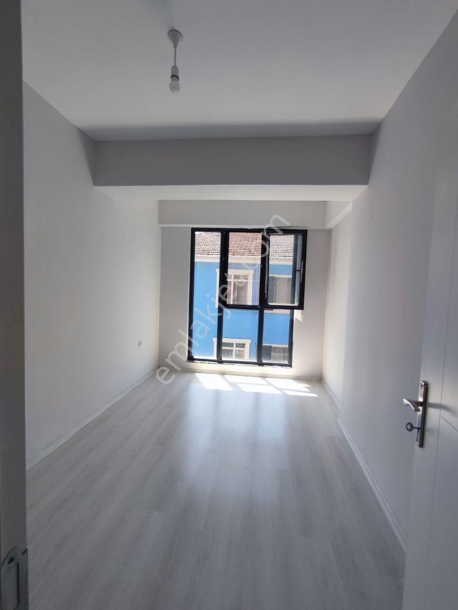 Çarşı Merkezinde Arakat Kiralık 3+0 Daire / 130 M2 - Görsel 2