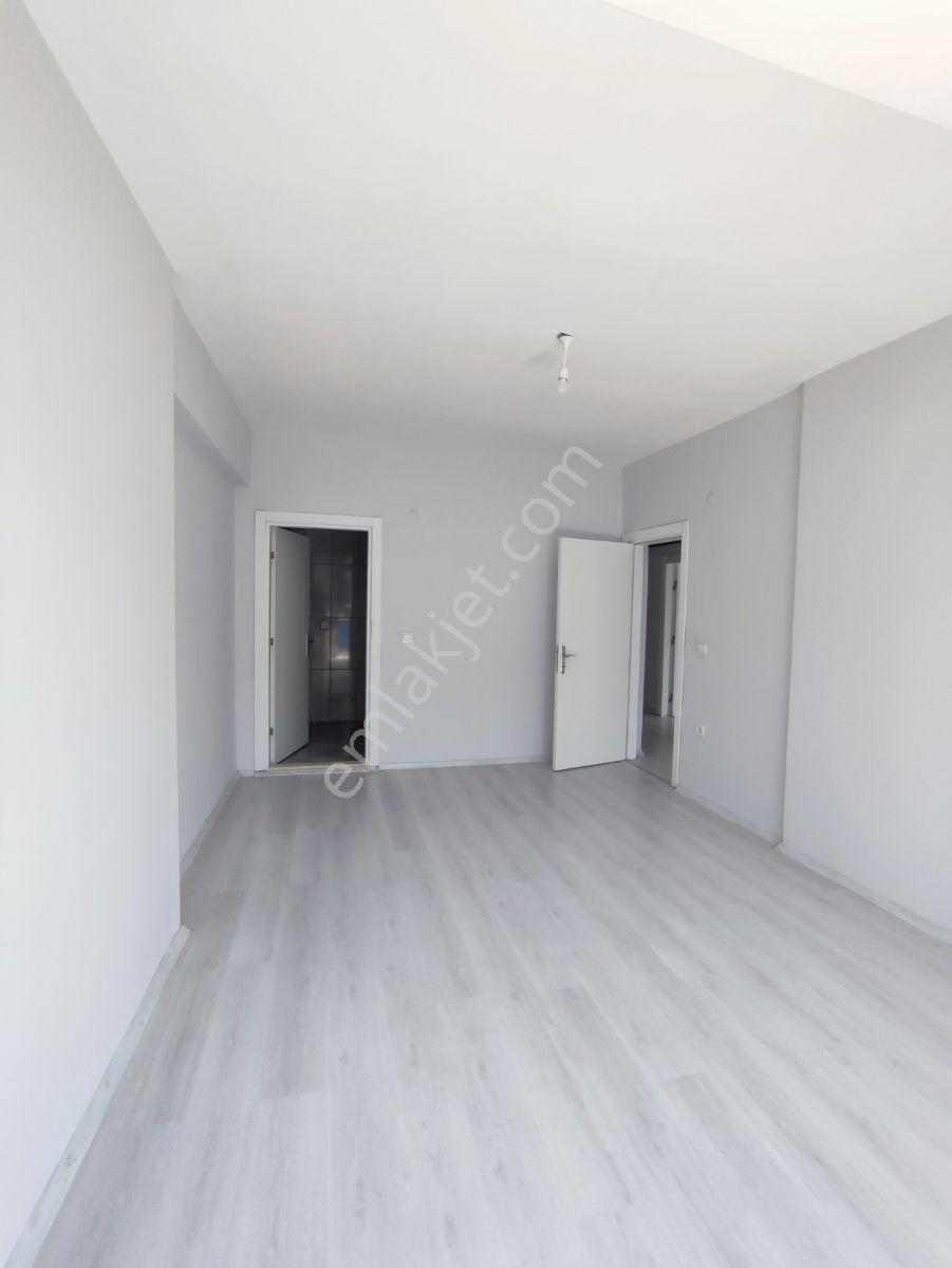 Çarşı Merkezinde Arakat Kiralık 3+0 Daire / 130 M2 - Görsel 19