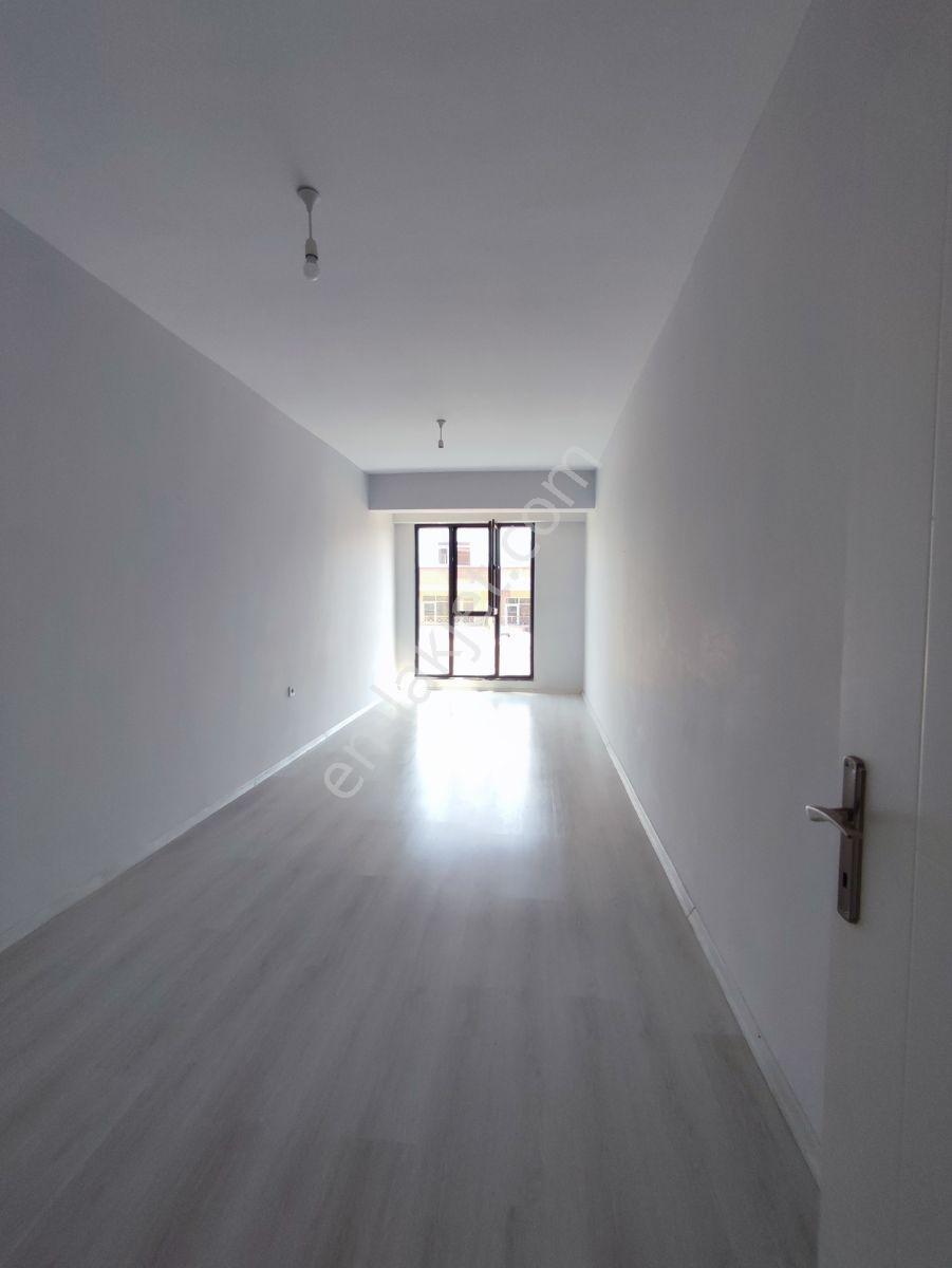Çarşı Merkezinde Arakat Kiralık 3+0 Daire / 130 M2 - Görsel 17