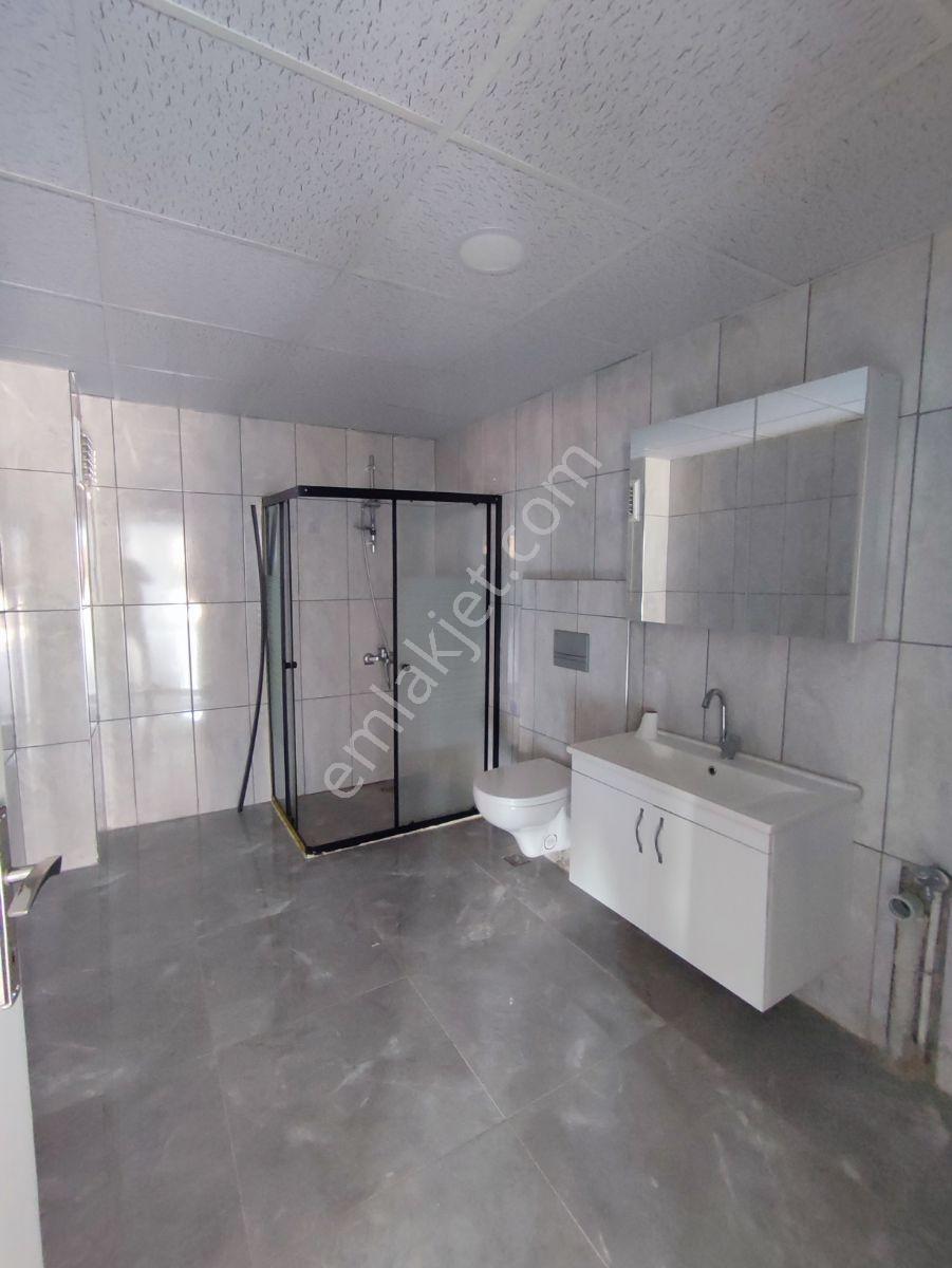 Çarşı Merkezinde Arakat Kiralık 3+0 Daire / 130 M2 - Görsel 14