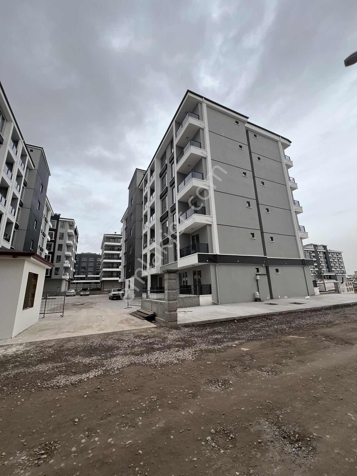 Tacin Mahallesi Karma Yaşam Projesi (site İçerisinde) Eşyasız - Görsel 16