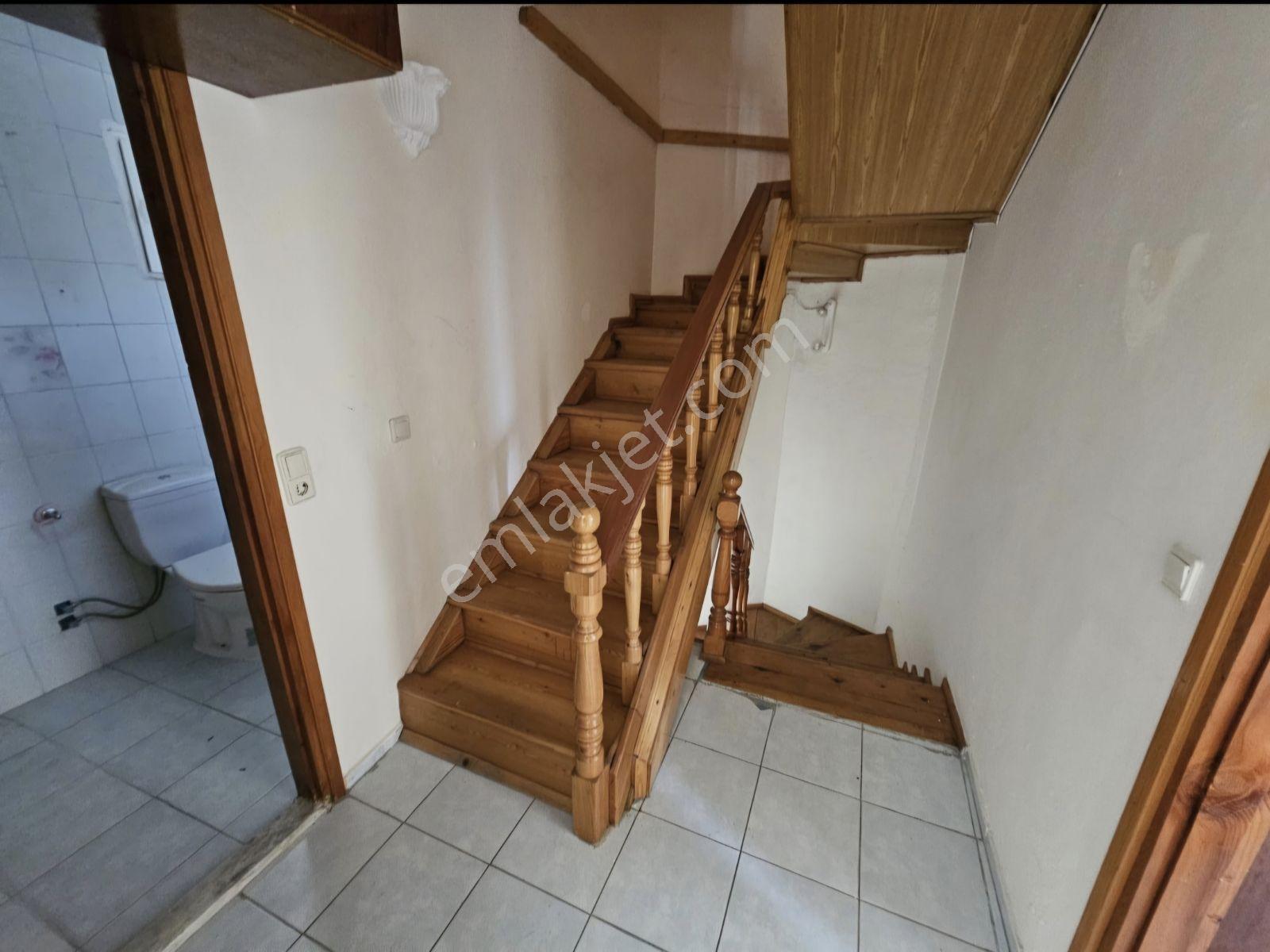 Akdeniz 87'de Satılık 5+2 Villa Denize 150 Mt. - Görsel 25