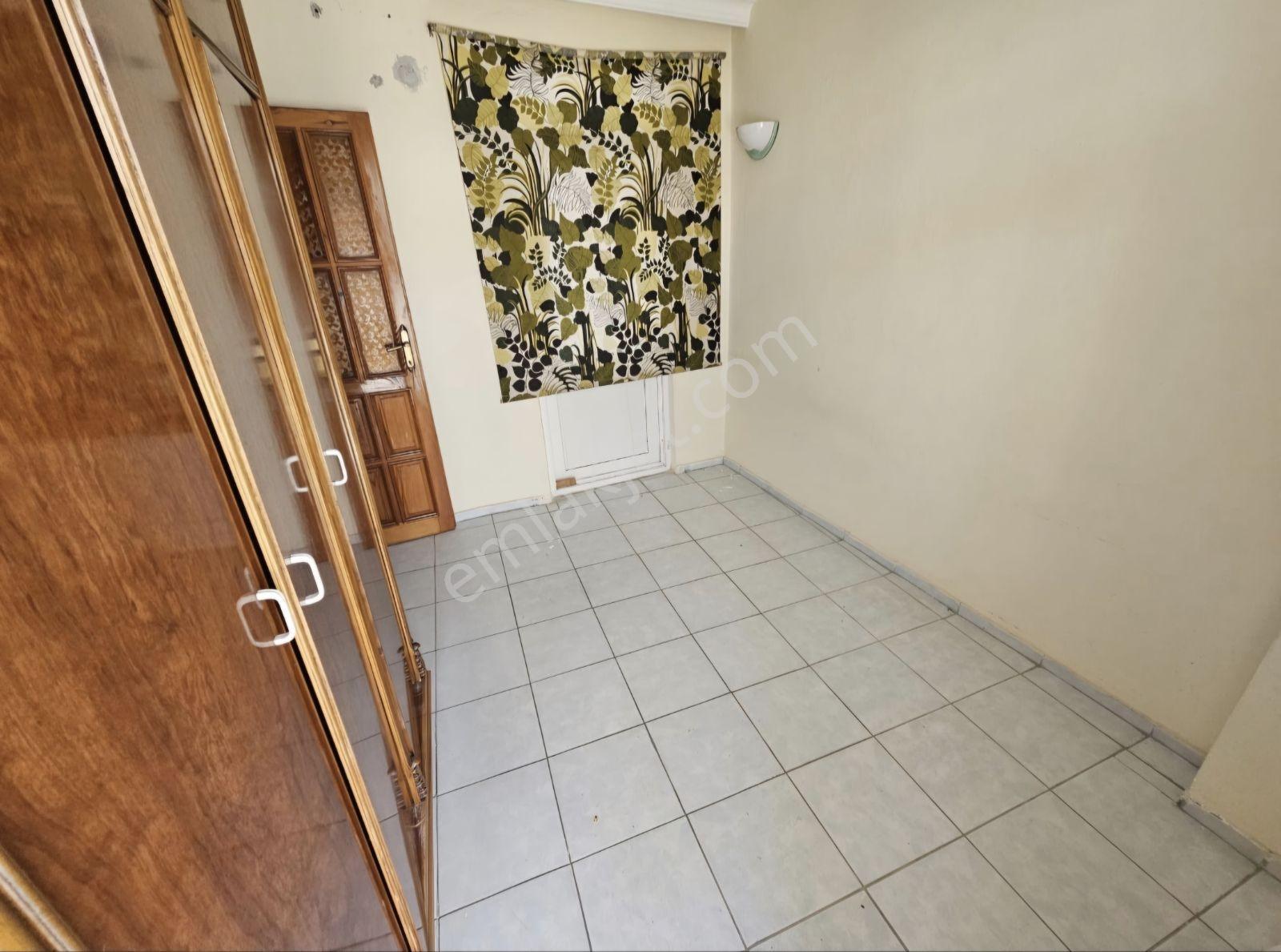 Akdeniz 87'de Satılık 5+2 Villa Denize 150 Mt. - Görsel 8