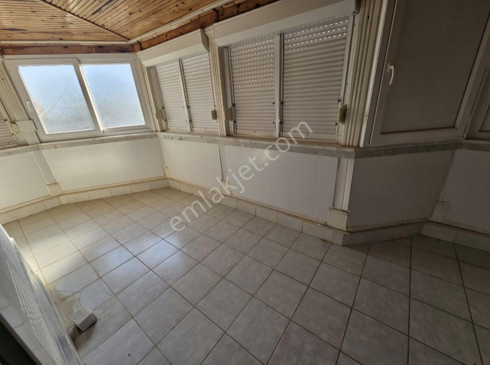 Akdeniz 87'de Satılık 5+2 Villa Denize 150 Mt. - Görsel 23