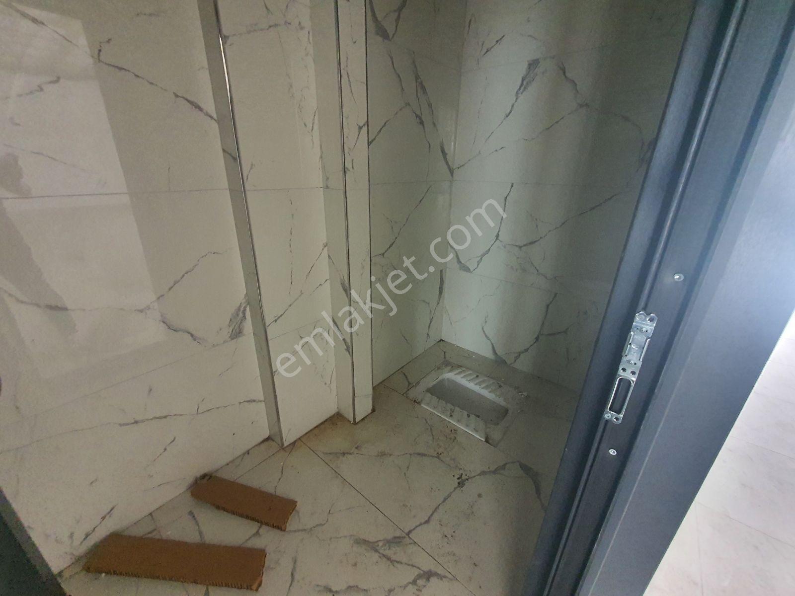 Cadde Üstünde Net 583 M2 Kiralık Dükkan - Alt Katı Da Kiralık - Görsel 7