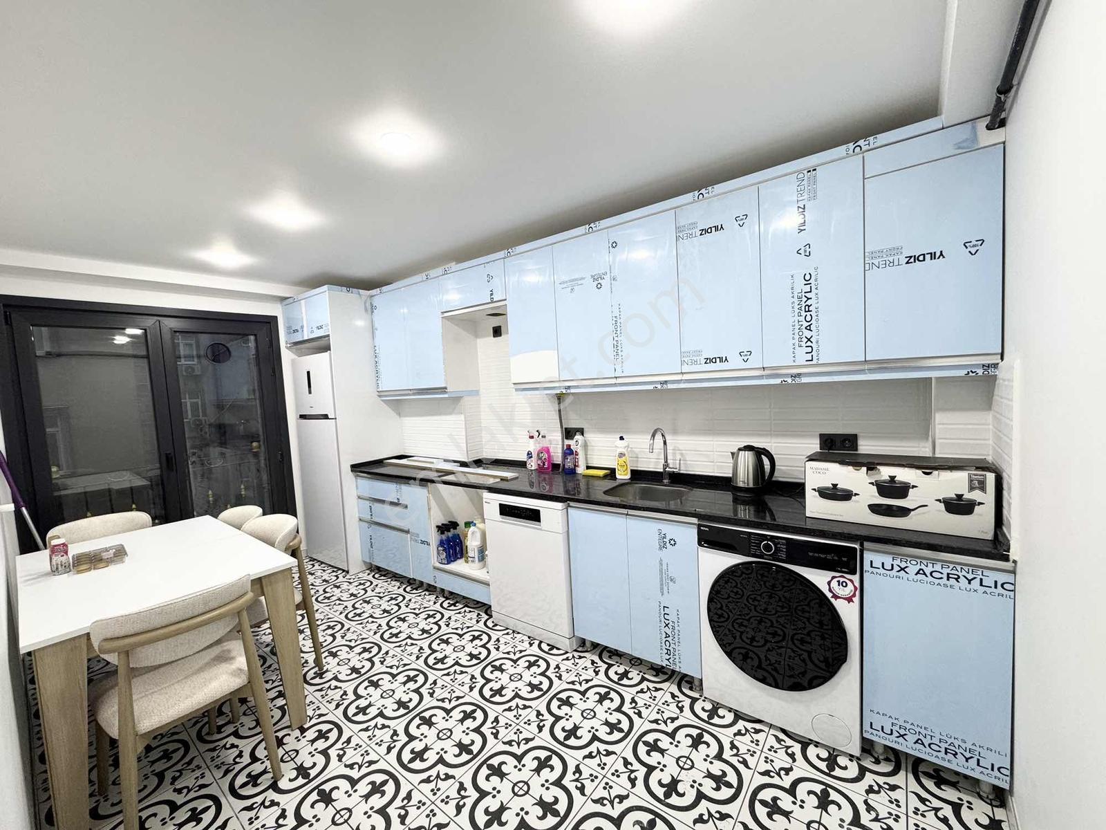 Yoldaş İnşaat'tan Satılık 3+1 115 M2 4 Daire 1 Depolu Dükkan - Görsel 14