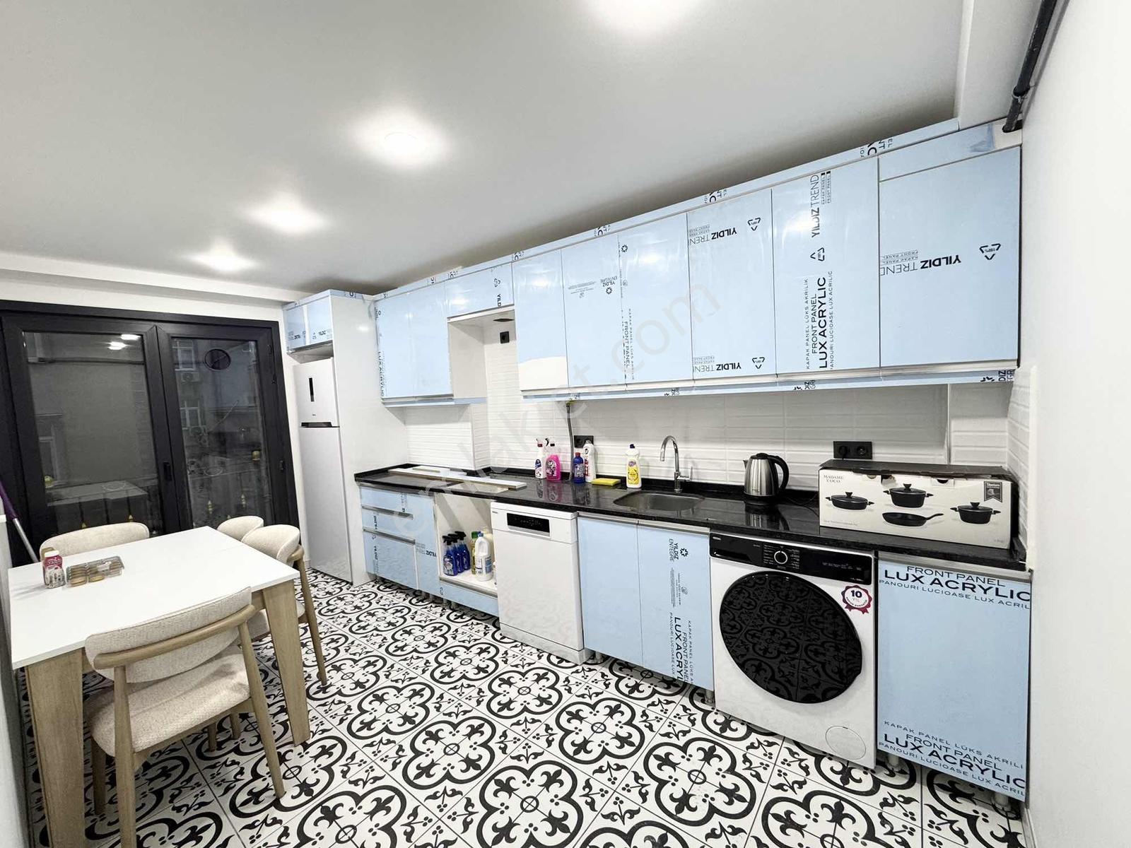 Yoldaş İnşaat'tan Satılık 3+1 115 M2 4 Daire 1 Depolu Dükkan - Görsel 23