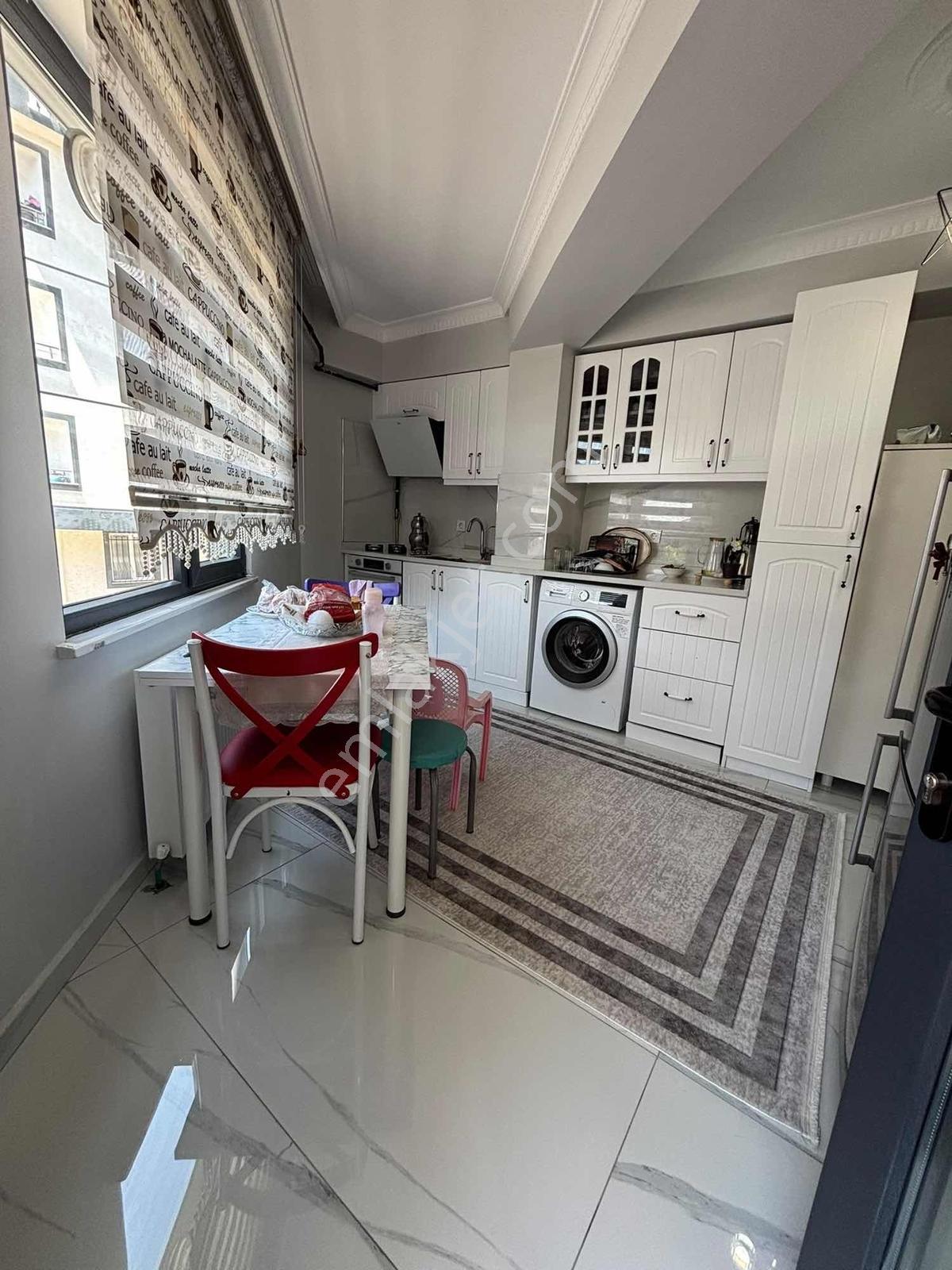 Yılın En Güzel Dairesi Osmanlı Caddesi Konumlu 2+1 - Görsel 2