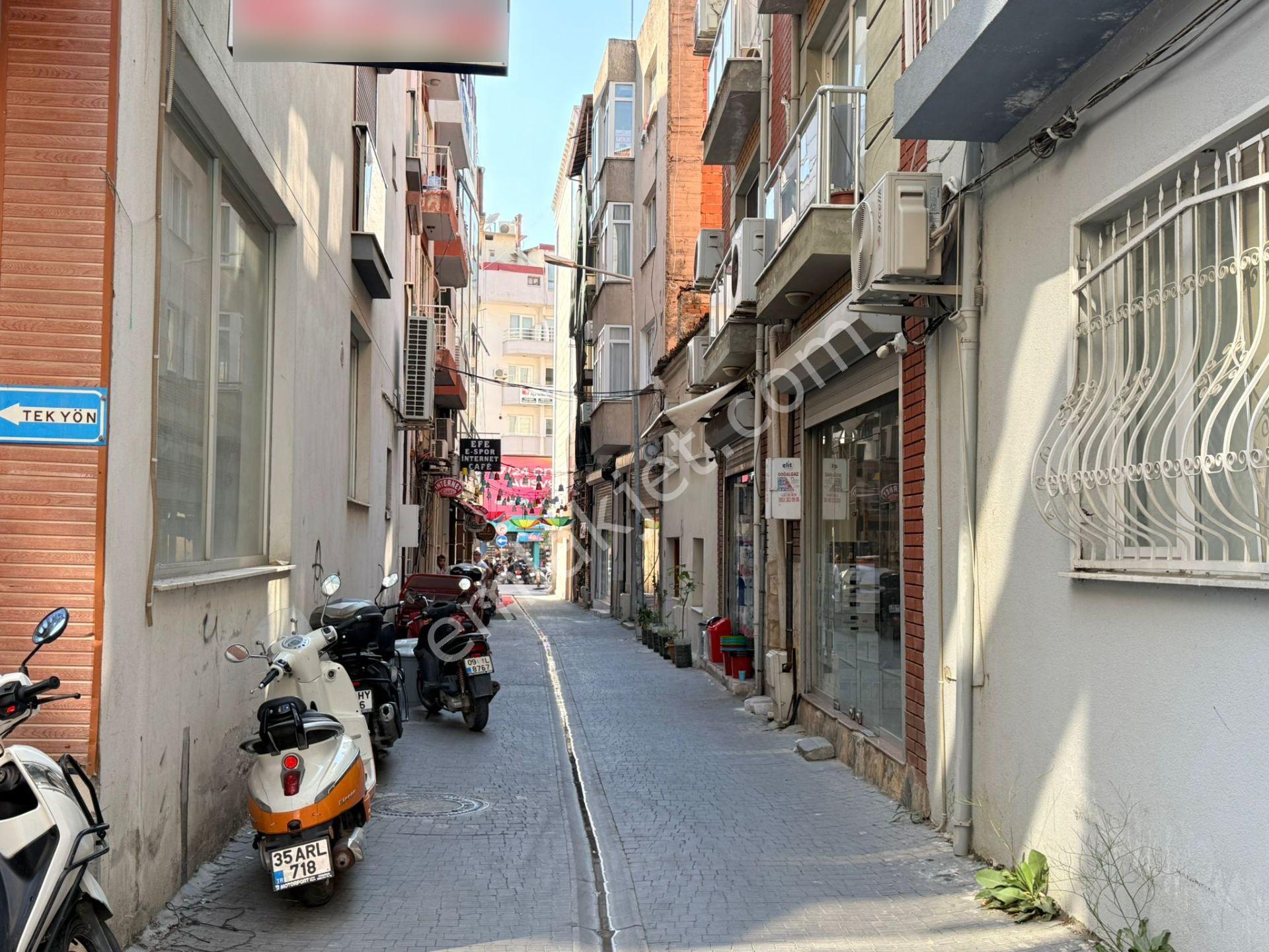 Aclass'dan Şehrın Tam Merkezınde Sahıle 100 M-full Esyalı Satılık Fırsat Daire - Görsel 5