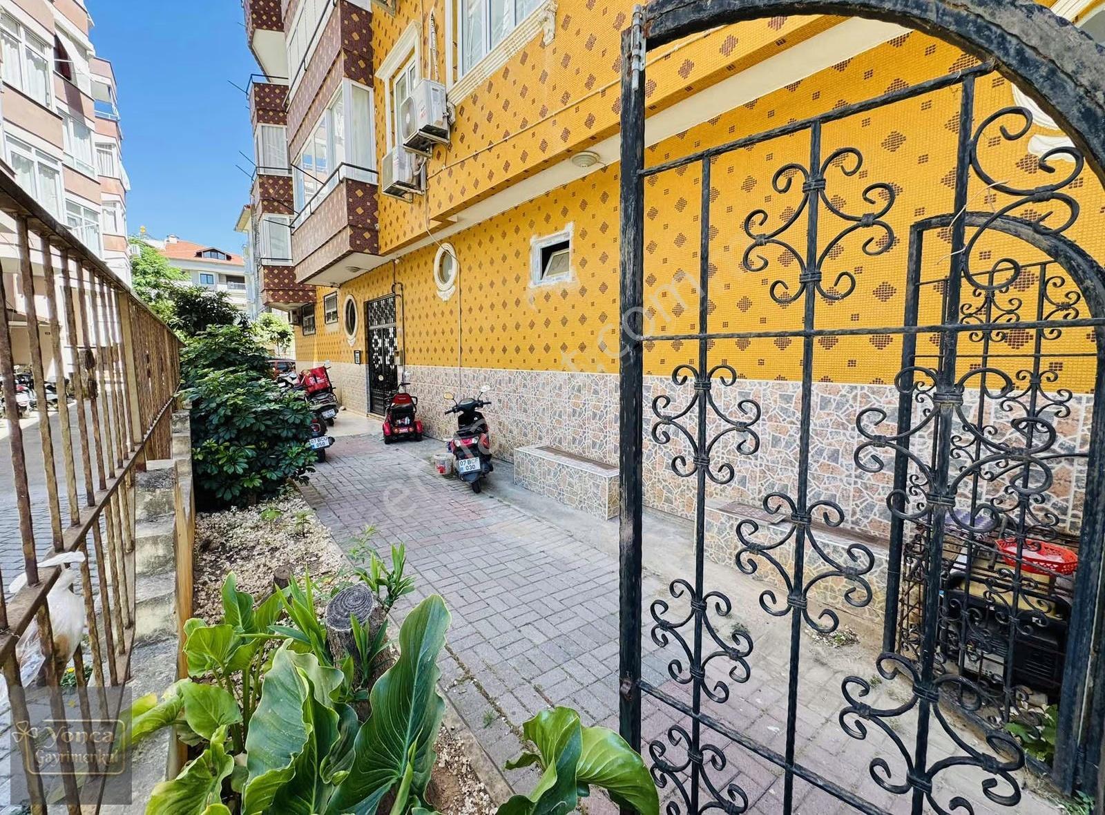 Alanya Merkez Konum Ayrı Mutfak 180m2 3+1 Otopaklı Kiralık... - Görsel 12