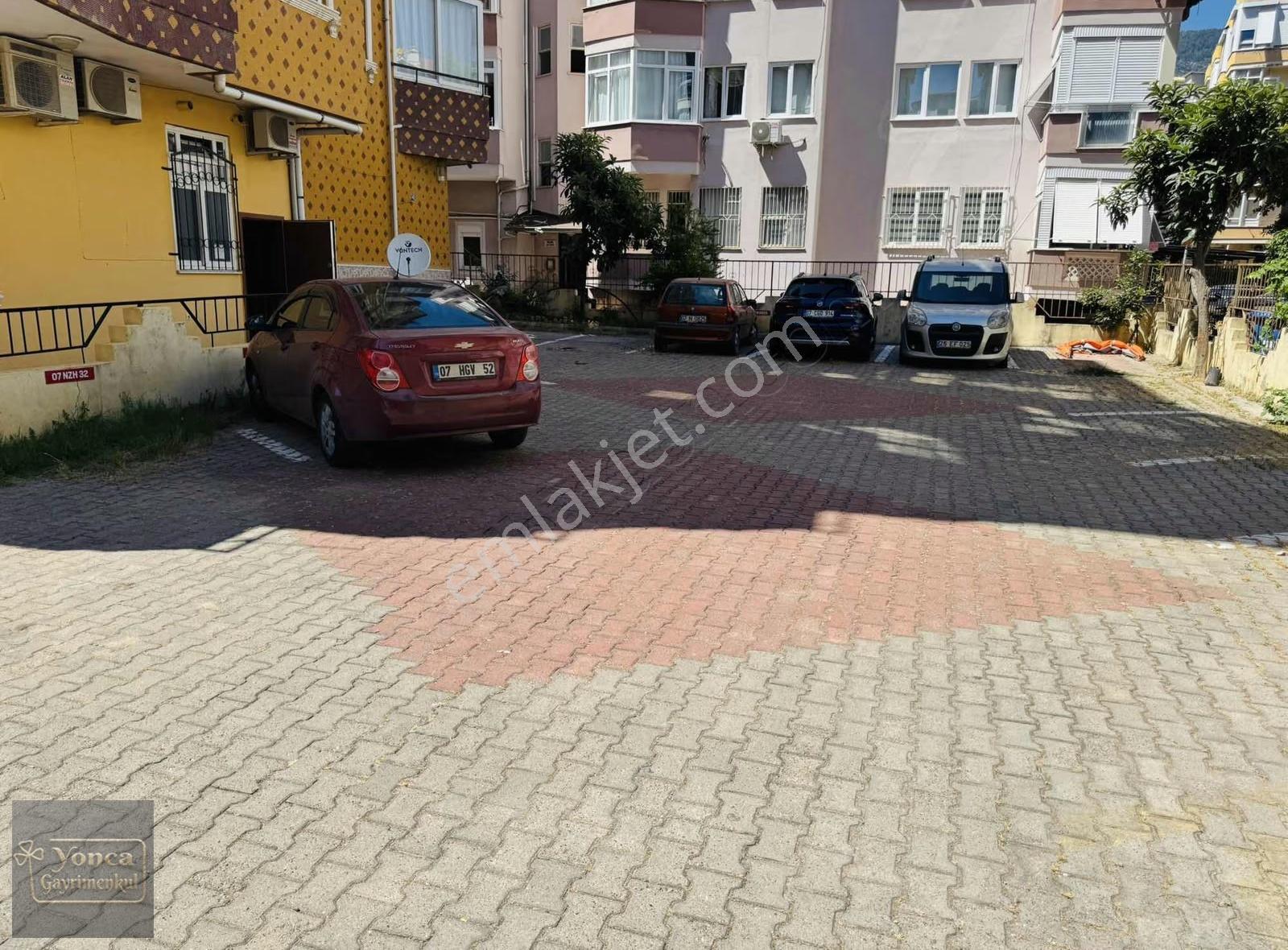 Alanya Merkez Konum Ayrı Mutfak 180m2 3+1 Otopaklı Kiralık... - Görsel 13