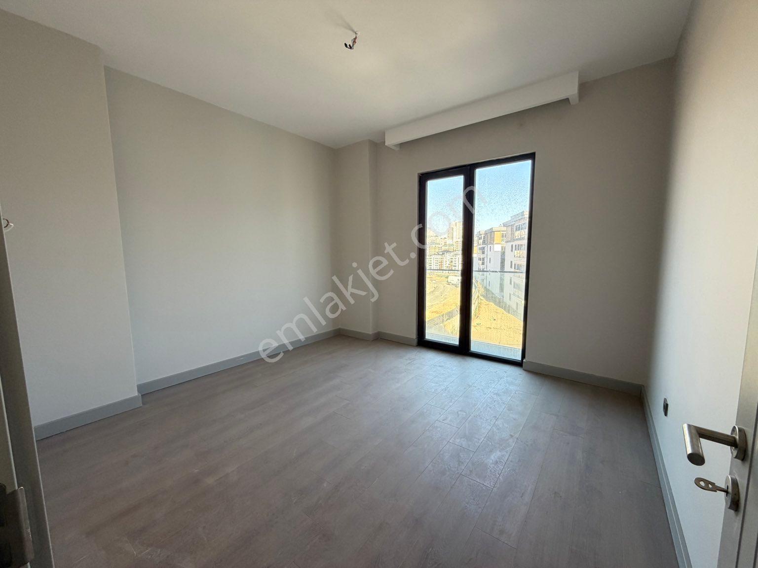 Bir Bahçe Evleri 1 Başakşehir Kiralık 4+1 Lüks Daire - Görsel 19