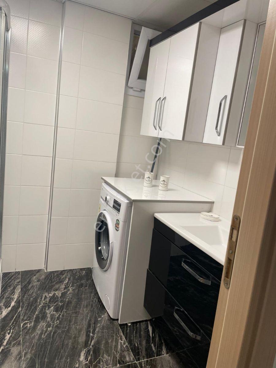 Yeni Foça'da Havuz Ve Doğa Manzaralı Geniş Bahçe Katı Daire - Görsel 12