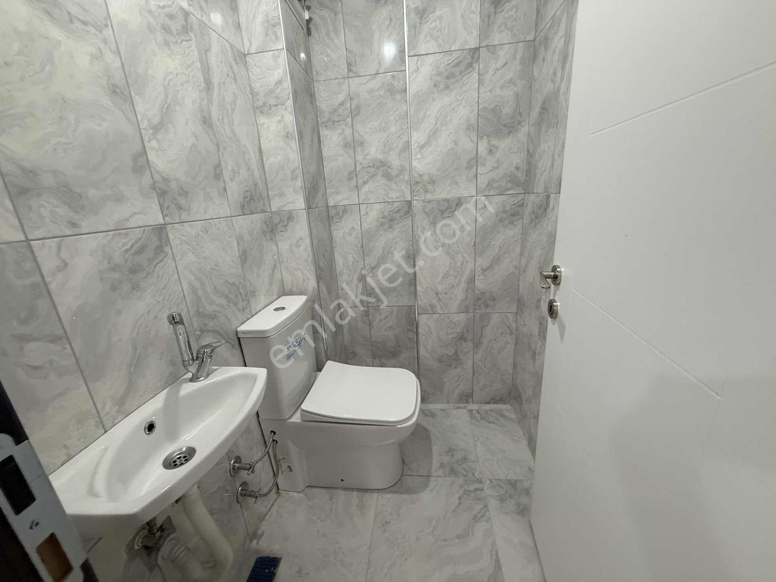 Körfez Kuzey Mahallesinde Satılık 2+1 Yeni Daire - Görsel 16