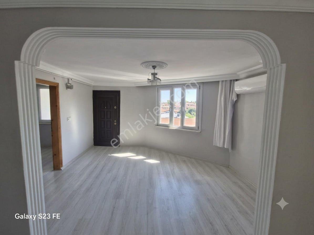 Yeniköy Bağlar Mevkiinde Kiralık 1+1 Daire - Görsel 3