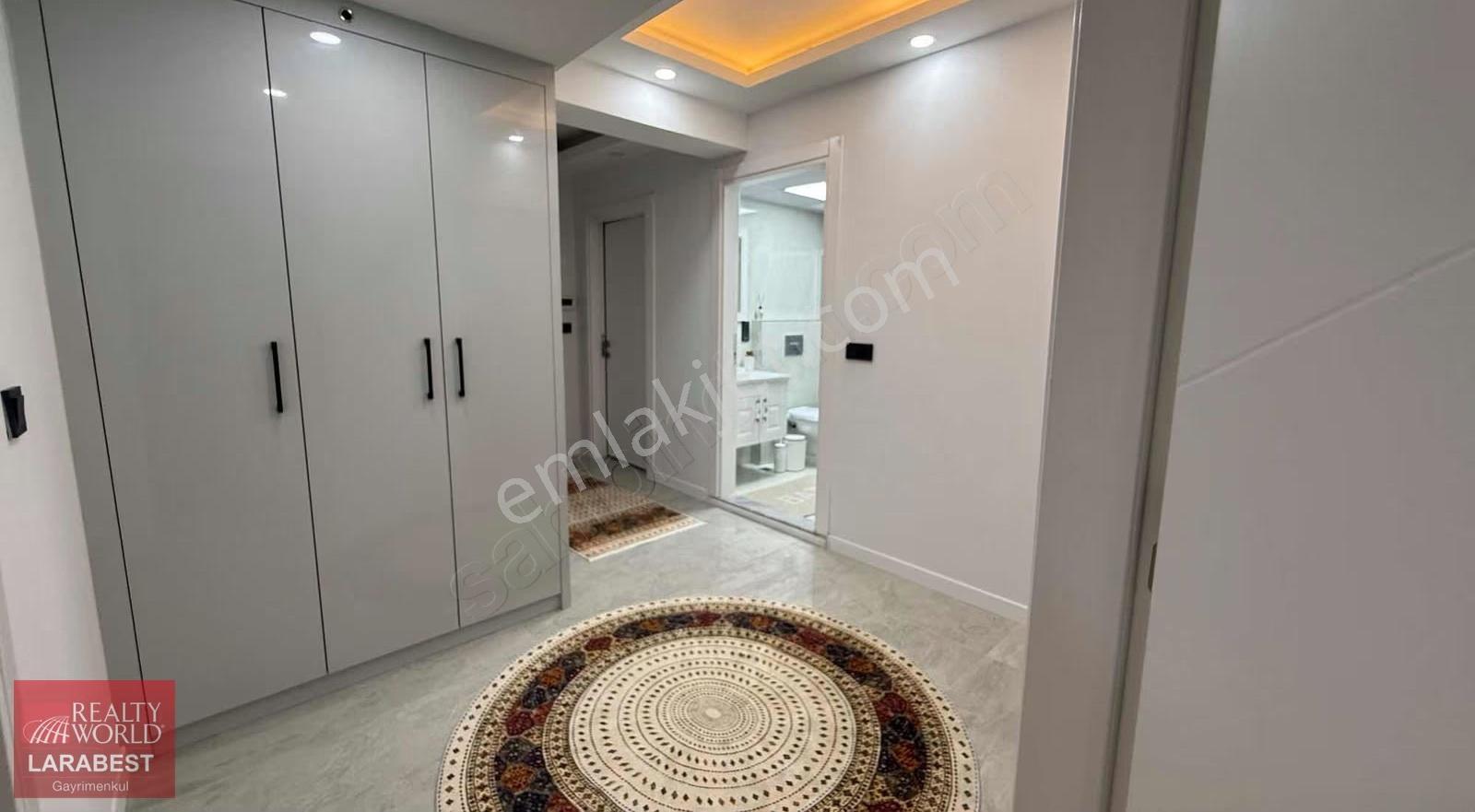 Tefenni'de 95m² Geniş,asansörlü, Kombili Sıfır - Görsel 4