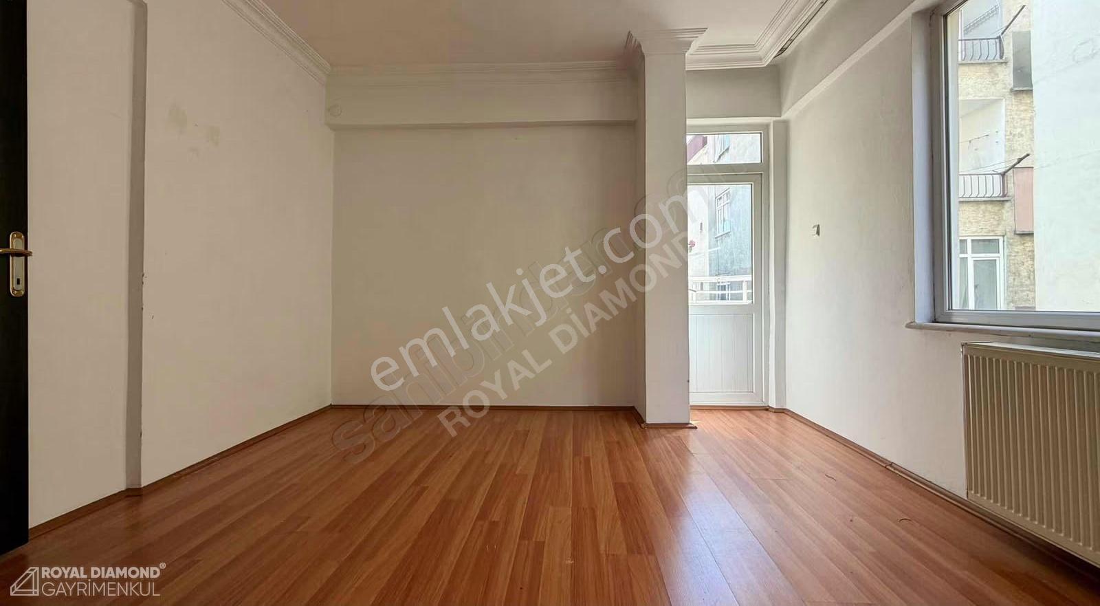 Royal Diamond'an İlkadım Rasathane Mah. Kiralık 2+1 Daire - Görsel 18