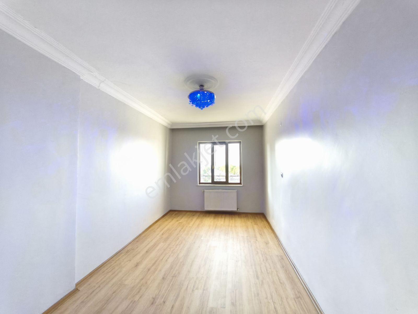 Yusuf Karadağlıdan Nikah Sarayı Civarı Kiralık 5+1 - Görsel 17
