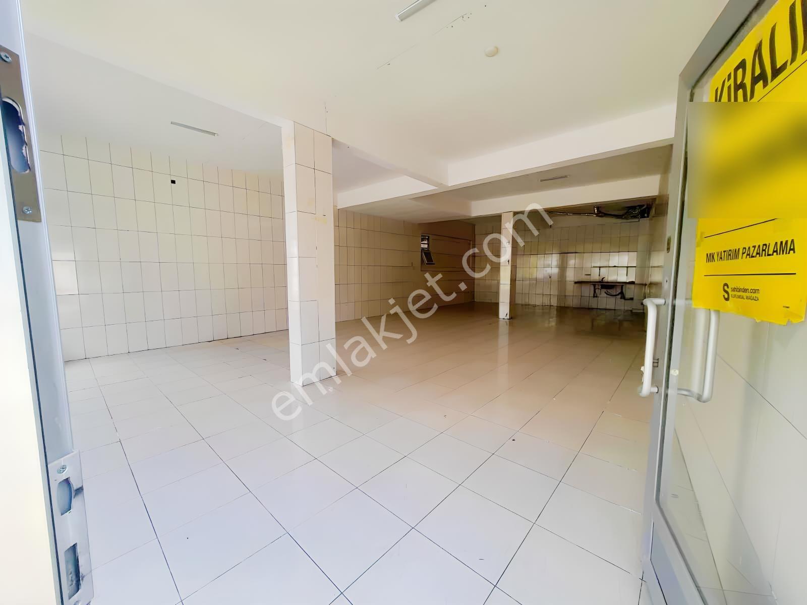 Caddeye Cephe Kiralık Geniş Dükkan Mağaza - Görsel 5