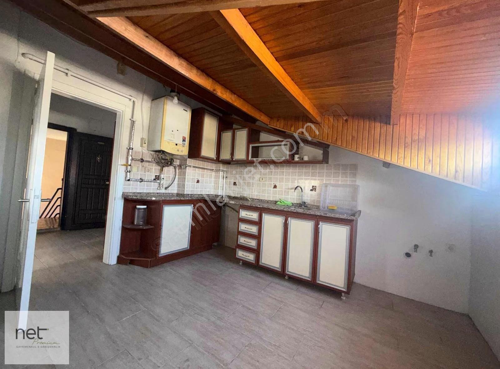 Acil Satılık Cadde Üzeri Çatı Katı Mükemmel Konum Full Kredili - Görsel 12