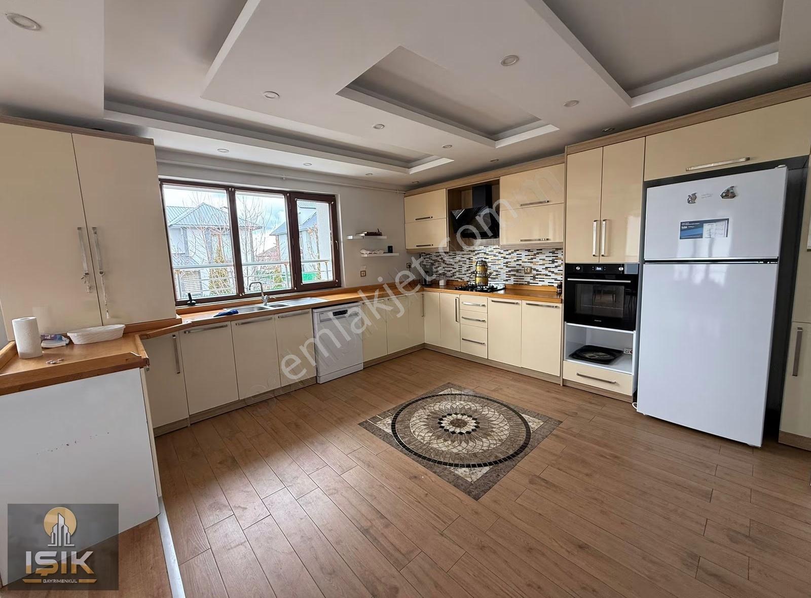 Işık Gayrimenkul'den Dadaşkent'te 5+1 Satılık Villa - Görsel 5