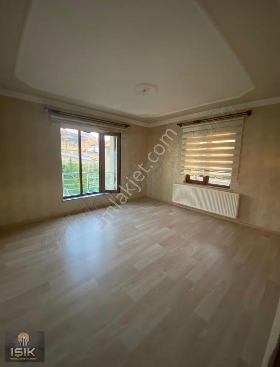Işık Gayrimenkul'den Kayakyolun'da 7+1 Satılık Villa - Görsel 15