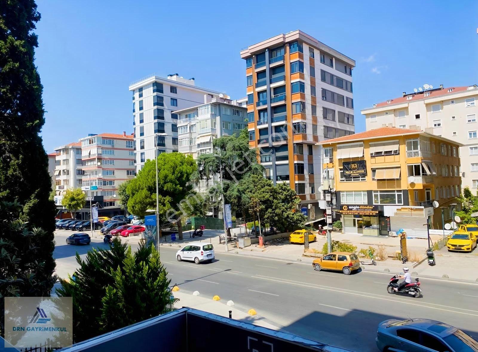 Kadıköy De Fahrettin Kerim Caddesinde Merkezi Konum Satılık 2+1 - Görsel 17