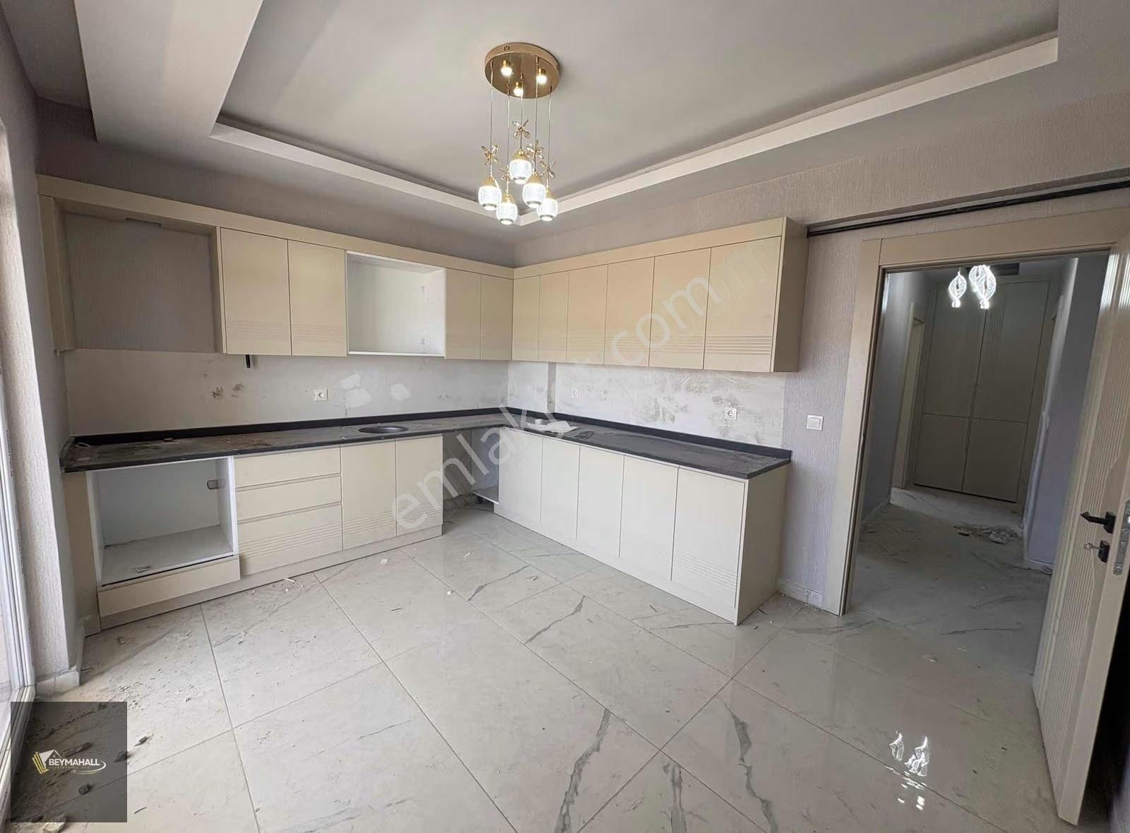 Beymahall Beykent 1. Etap Giriş Kat Sıfır 2+1 Daire