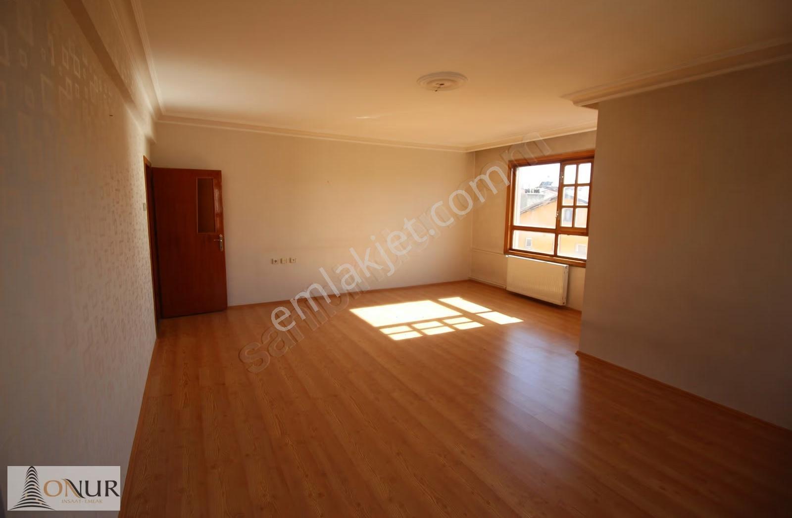 Onur Emlak Fatih Mah. 3+1 Asansörlü Kiralık Geniş Bakımlı Daire - Görsel 15