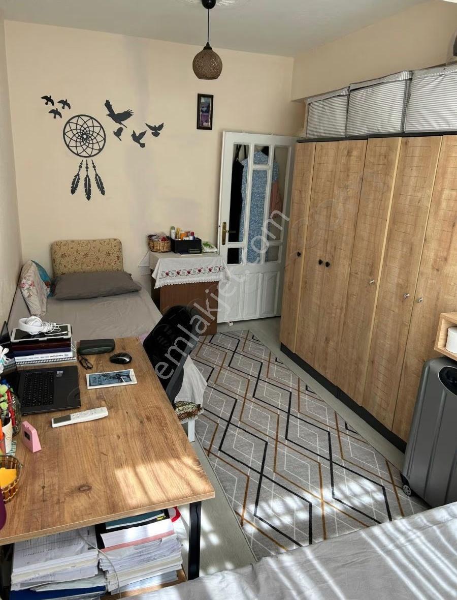 Emek Mahallesinde Satılık 2+1düz Giriş Daire - Görsel 4