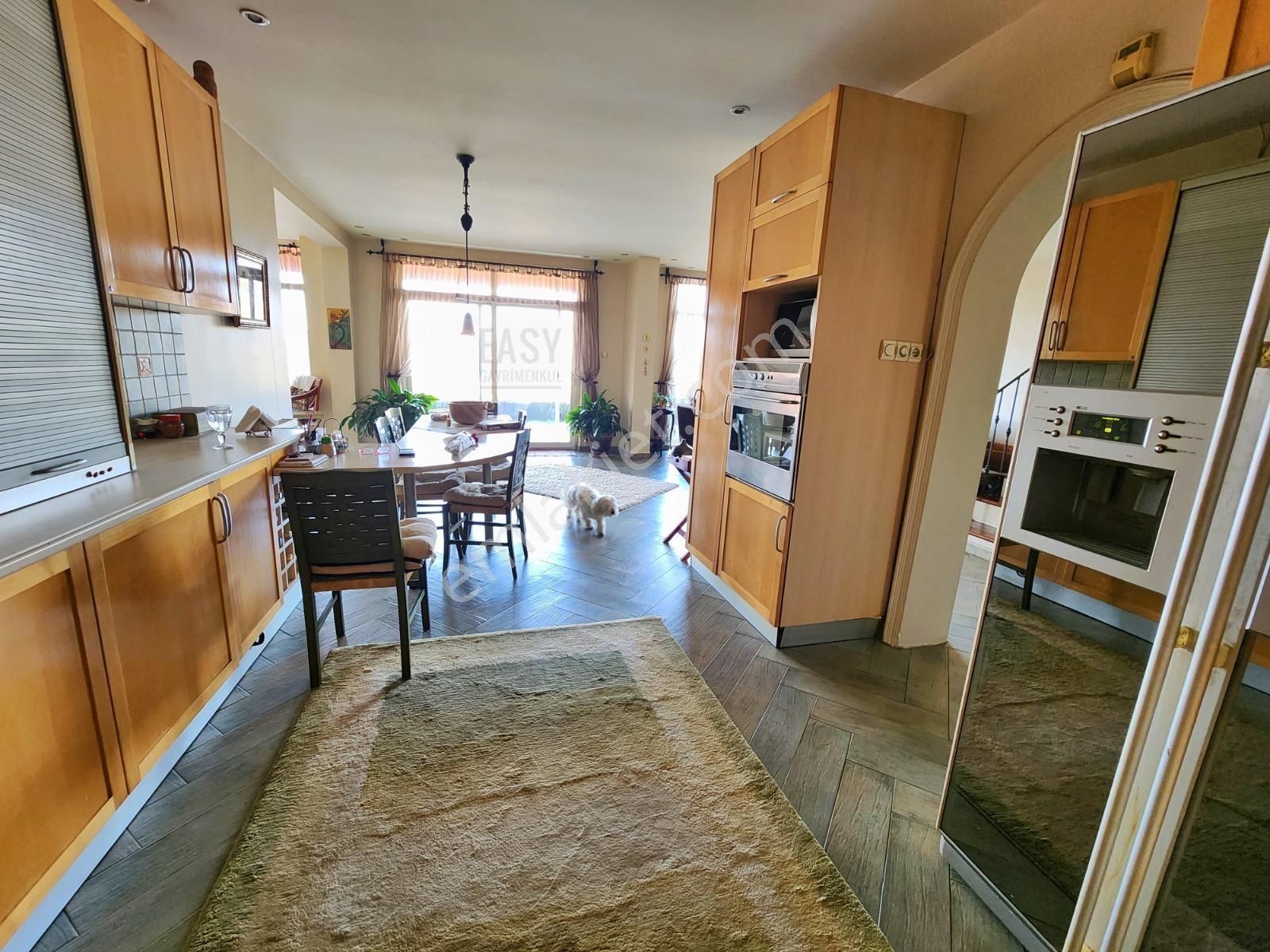 Ata-2 Sitesinde Çengelköy De Satılık Villa Önü Açık Bahçeli -boş - Görsel 29