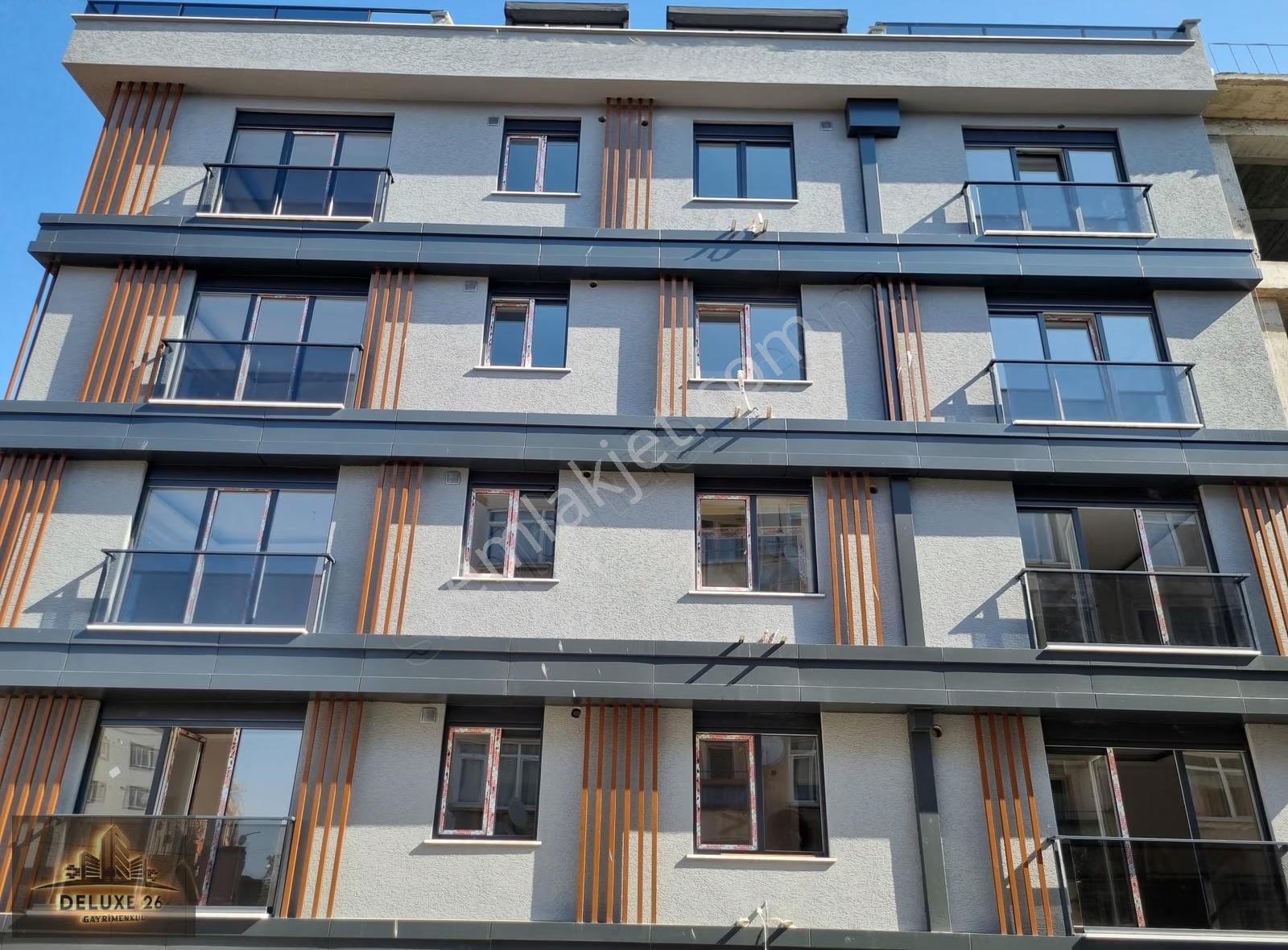 Deluxe 26 ' Dan Yeni Binada Asansörlü Otoparklı 2+1 80 M2 Daire - Görsel 6