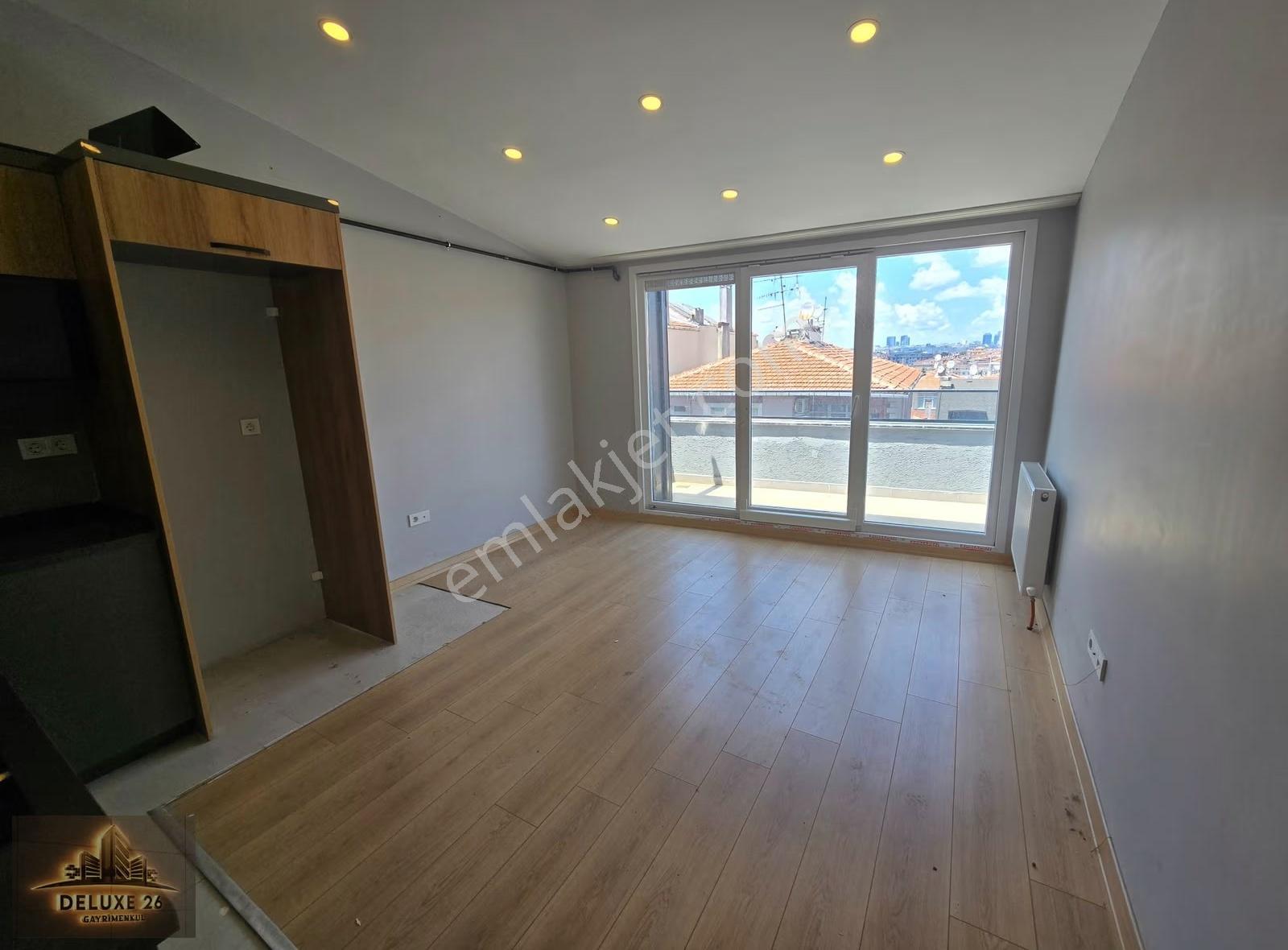 Deluxe 26 ' Dan Yeni Binada Asansörlü Teraslı 1+1 65 M2 Fırsatt - Görsel 15