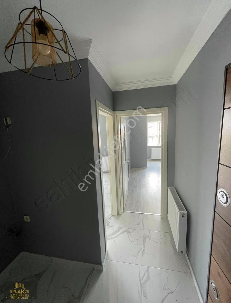 Emlakçe G Y M'den Fatih Mah 1+1 Kiralık Daire - Görsel 3
