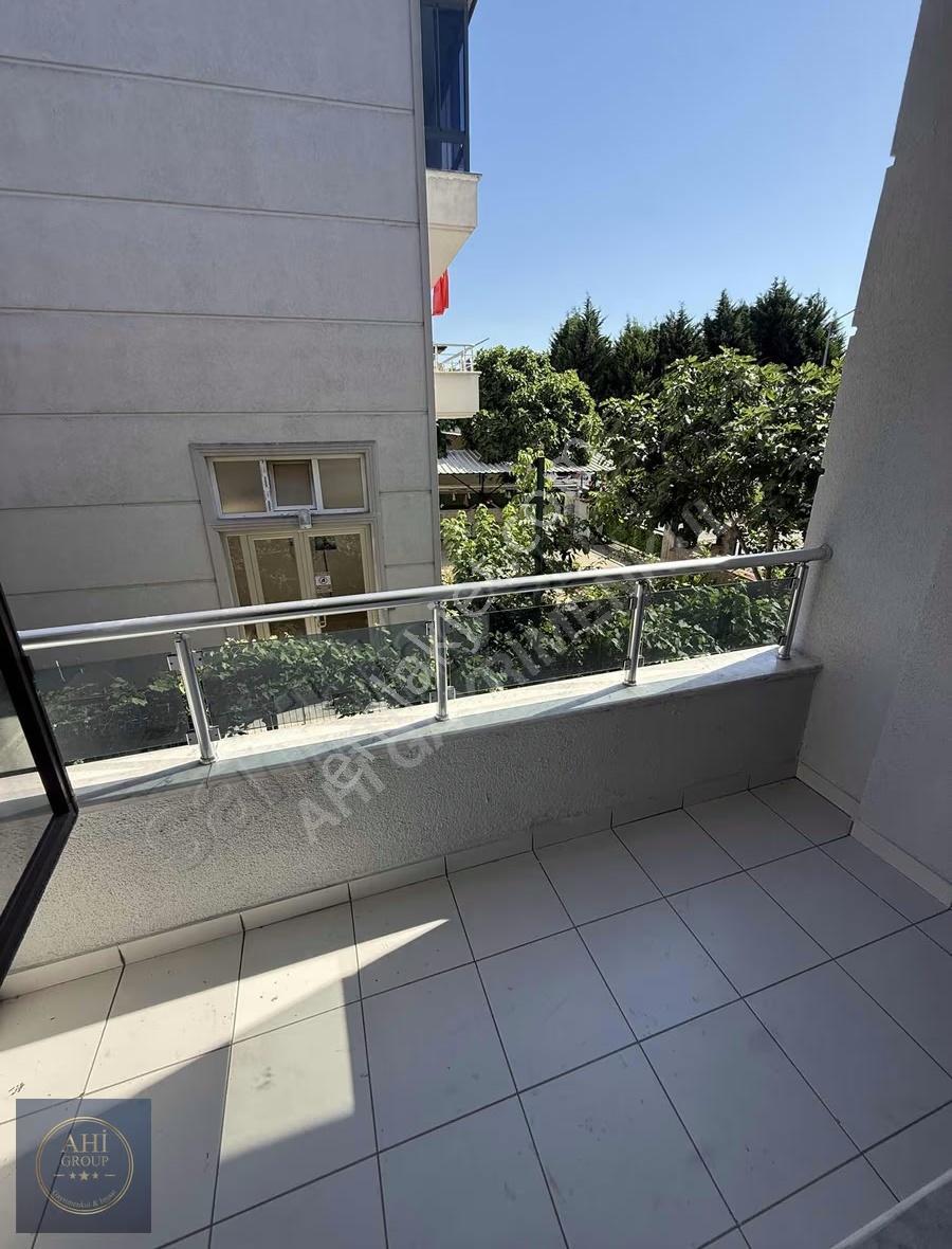 Ahi Gayrimenkul'den Gazi İlköğretim Yanı Kiralık 3+1 Geniş Daire - Görsel 24