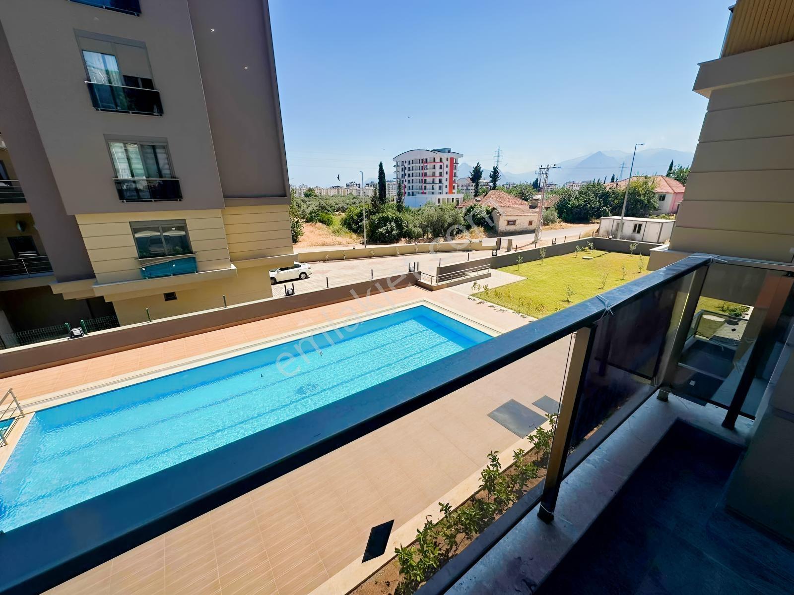 Göçerler Havuzlu Site Katta Kiralık Sıfır 3+1 Ebeveyn Banyo - Görsel 9