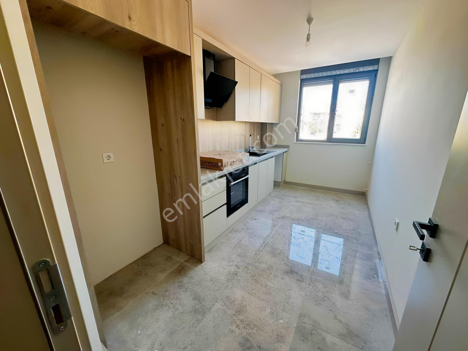 Göçerler Havuzlu Site Katta Kiralık Sıfır 3+1 Ebeveyn Banyo - Görsel 14