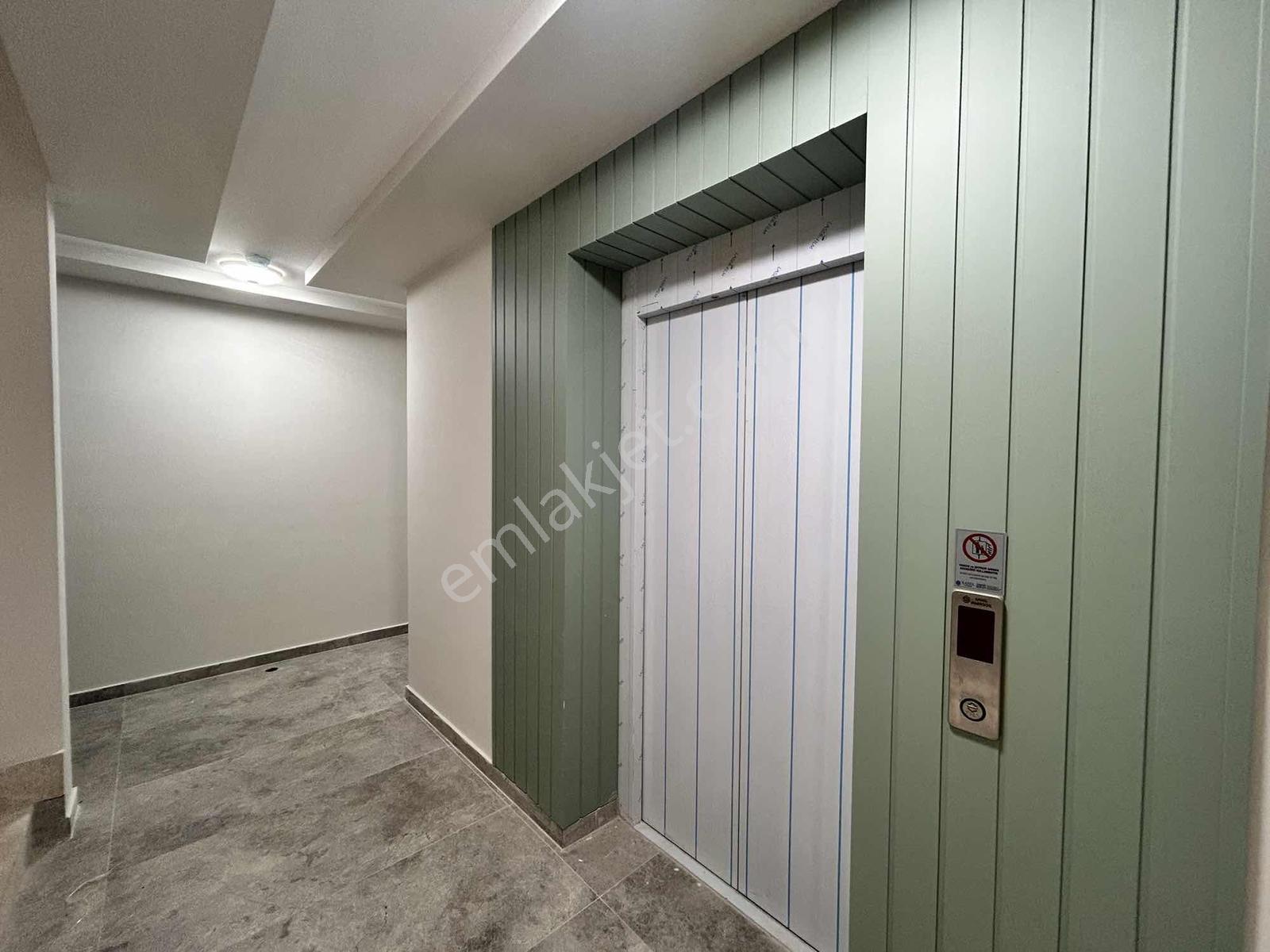 Göçerler Havuzlu Site Katta Kiralık Sıfır 3+1 Ebeveyn Banyo - Görsel 5